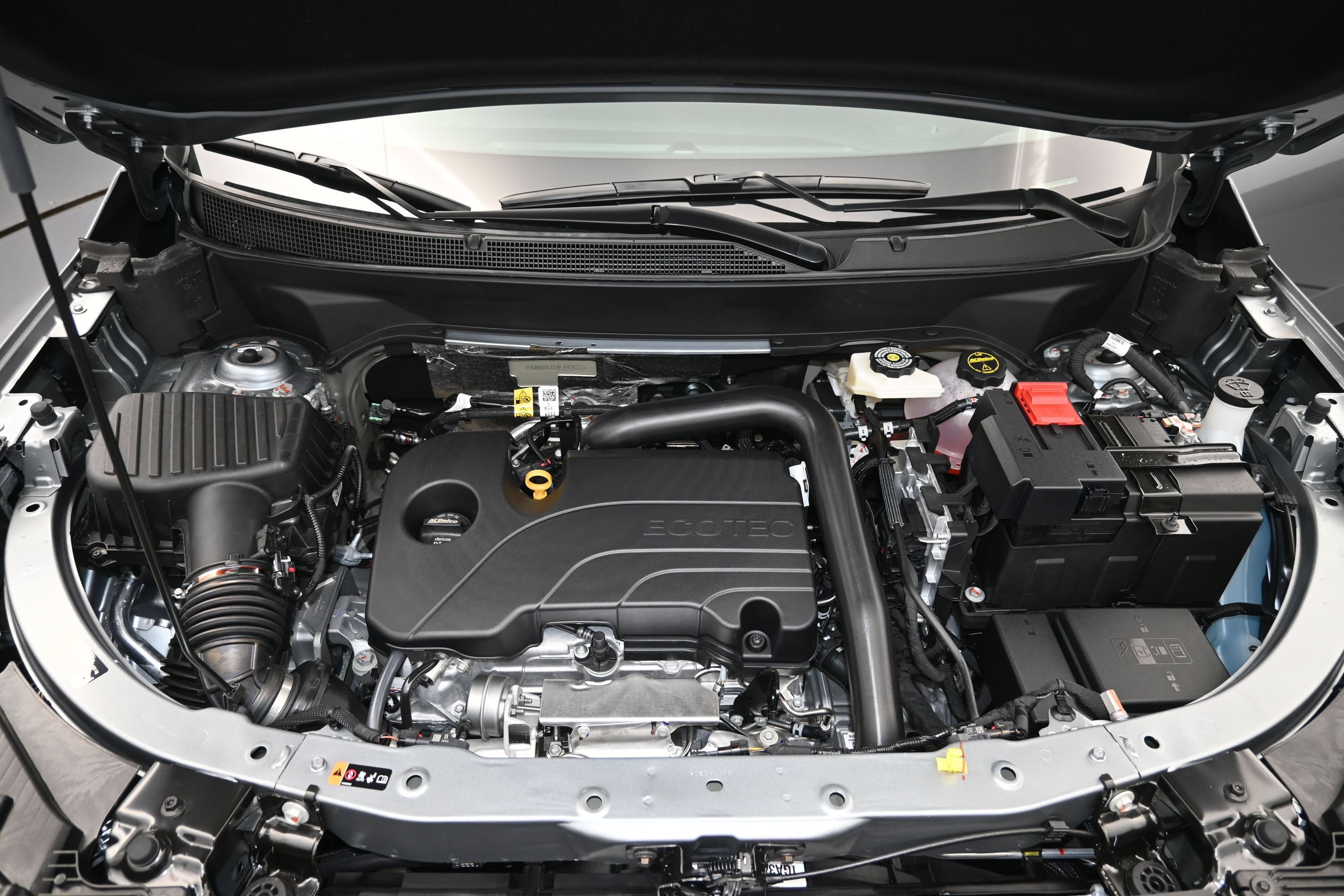 2027 Chevrolet Equinox LT - Photo 53