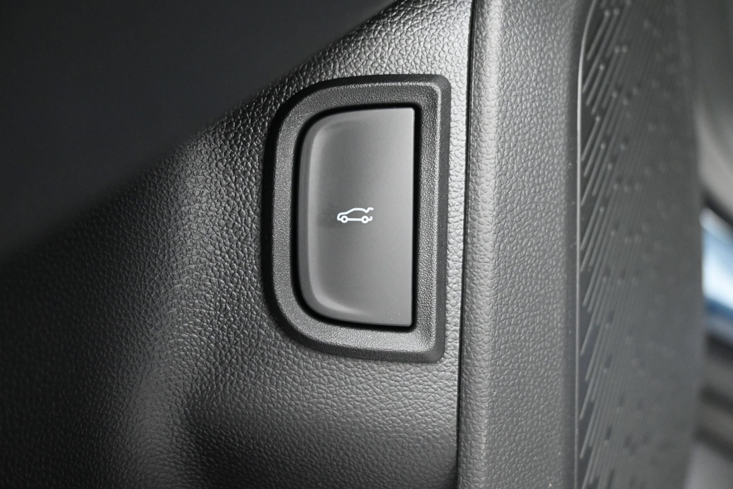 2027 Chevrolet Equinox LT - Photo 25