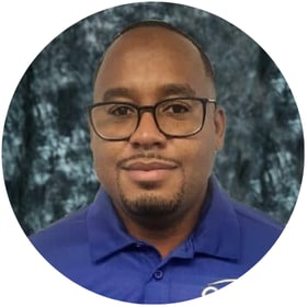 Staff member Justin Stubblefield from eea8ab10694e