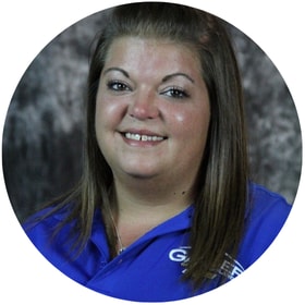 Staff member Kari Ellis from eea8ab10694e