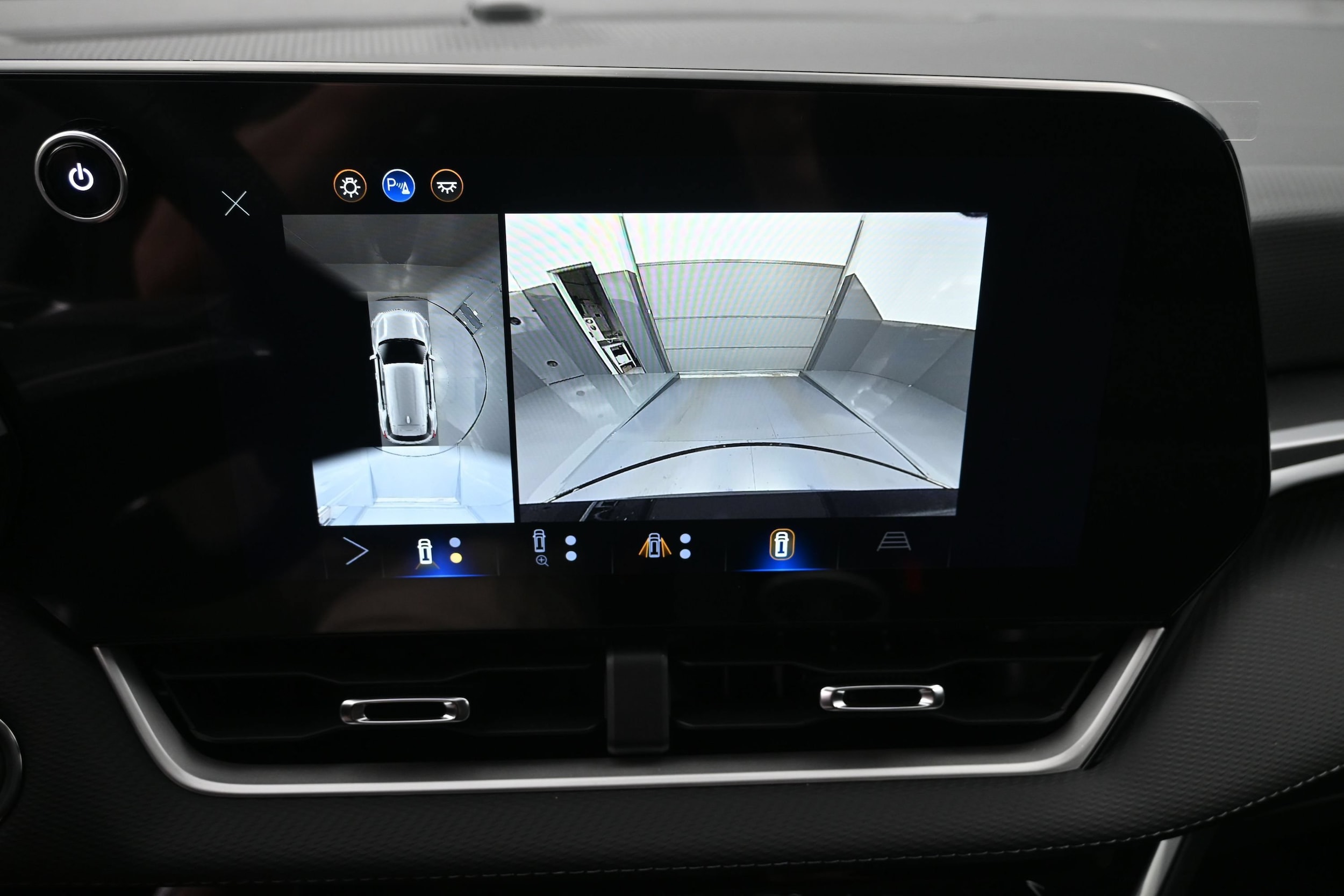 2026 Chevrolet Equinox LT - Photo 36