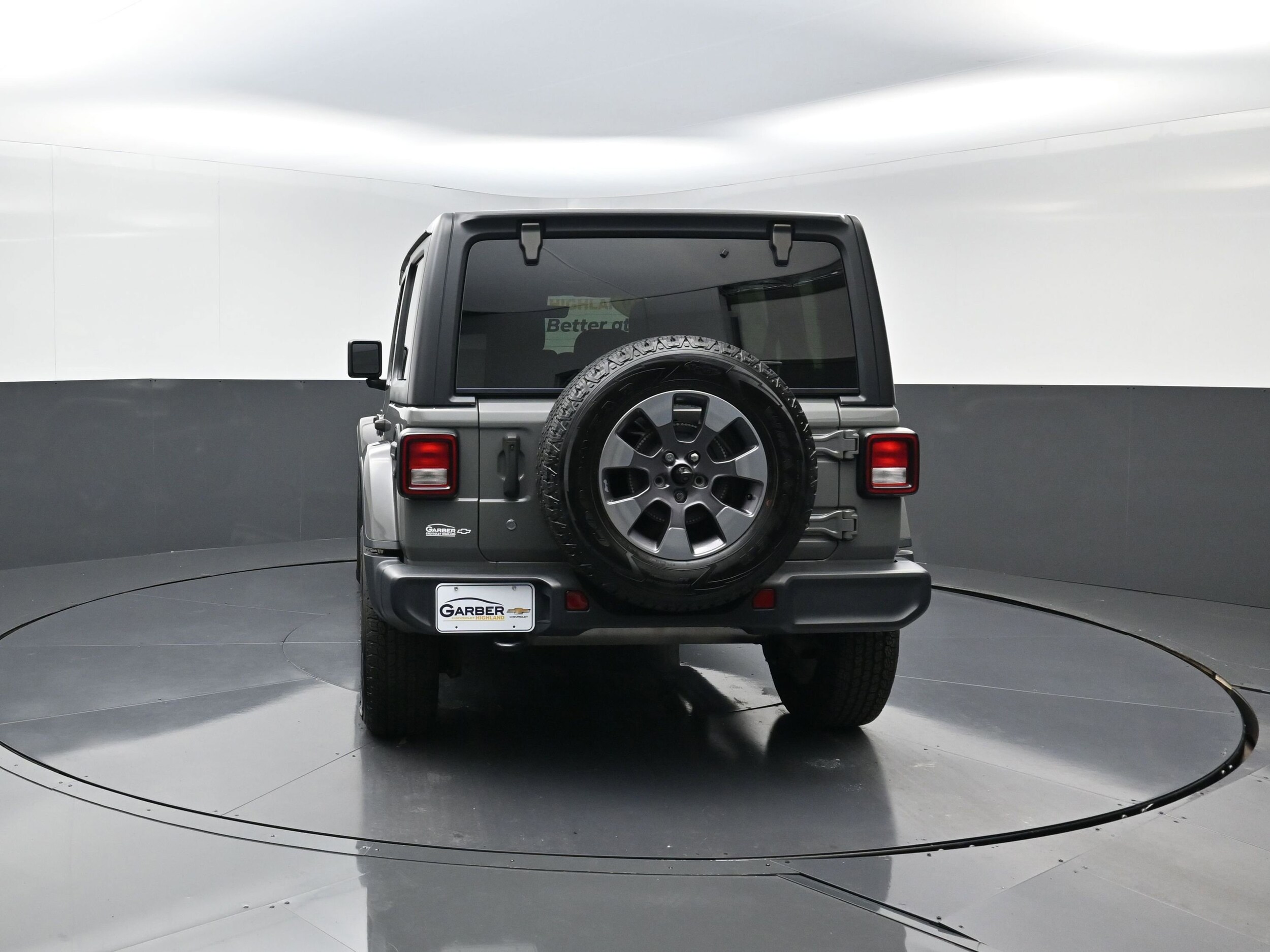 2019 Jeep Wrangler Unlimited Sahara photo 3