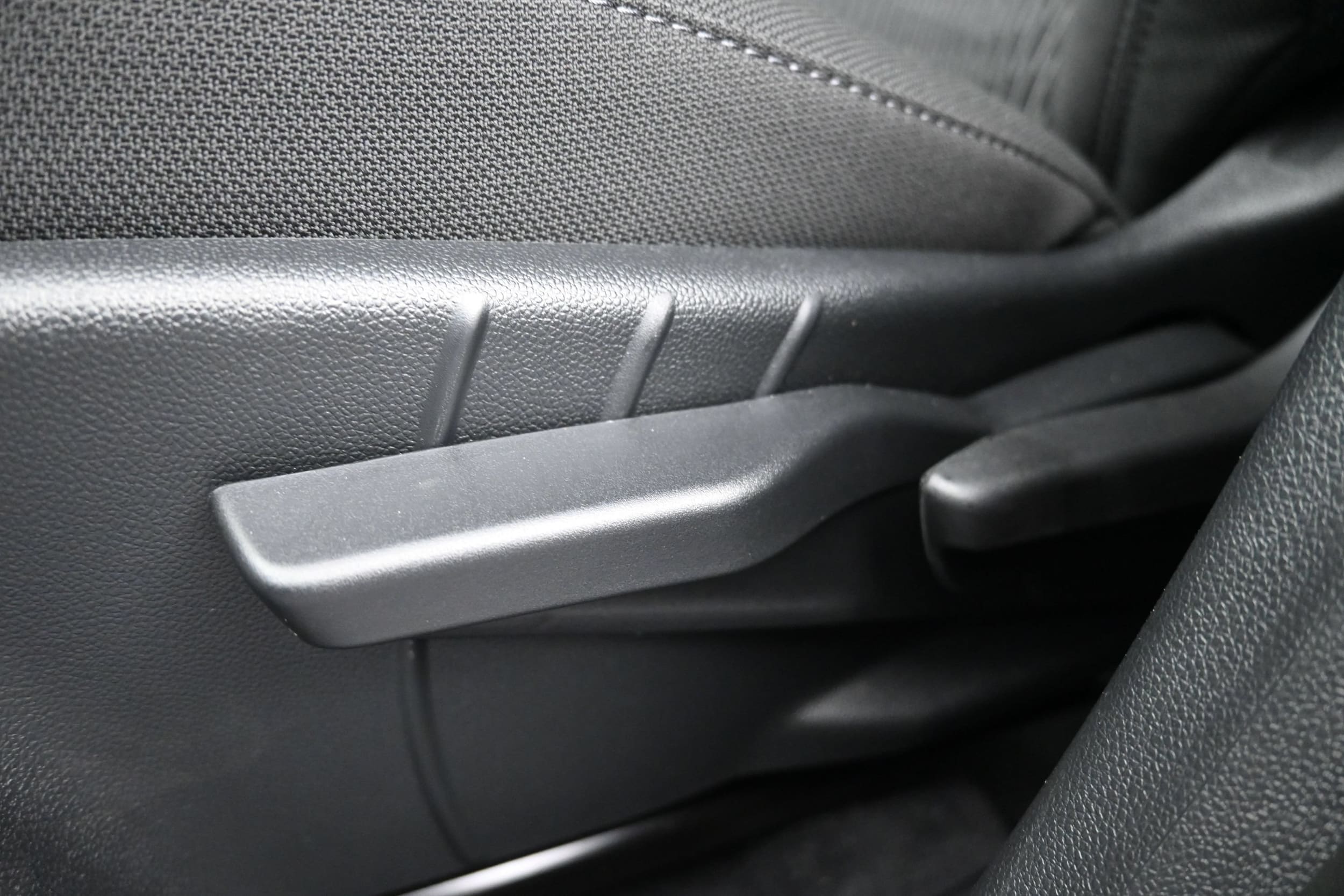 2027 Chevrolet Equinox LT - Photo 21