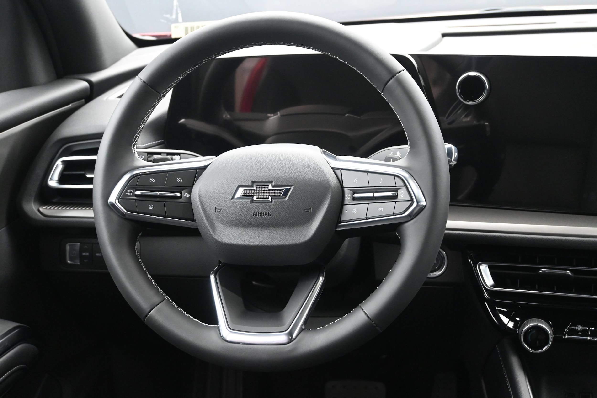 2026 Chevrolet Traverse LT - Photo 17
