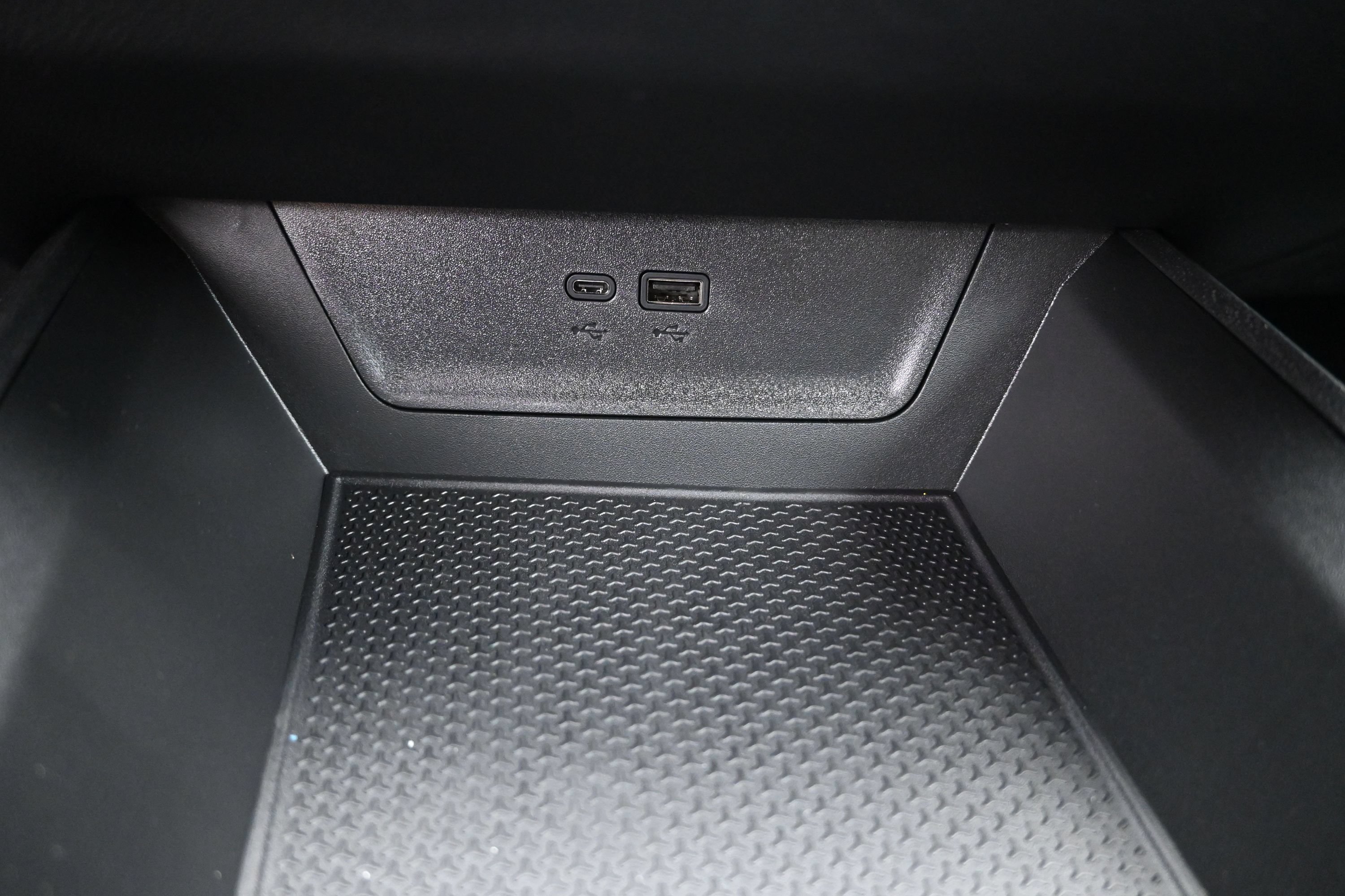 2027 Chevrolet Equinox LT - Photo 39