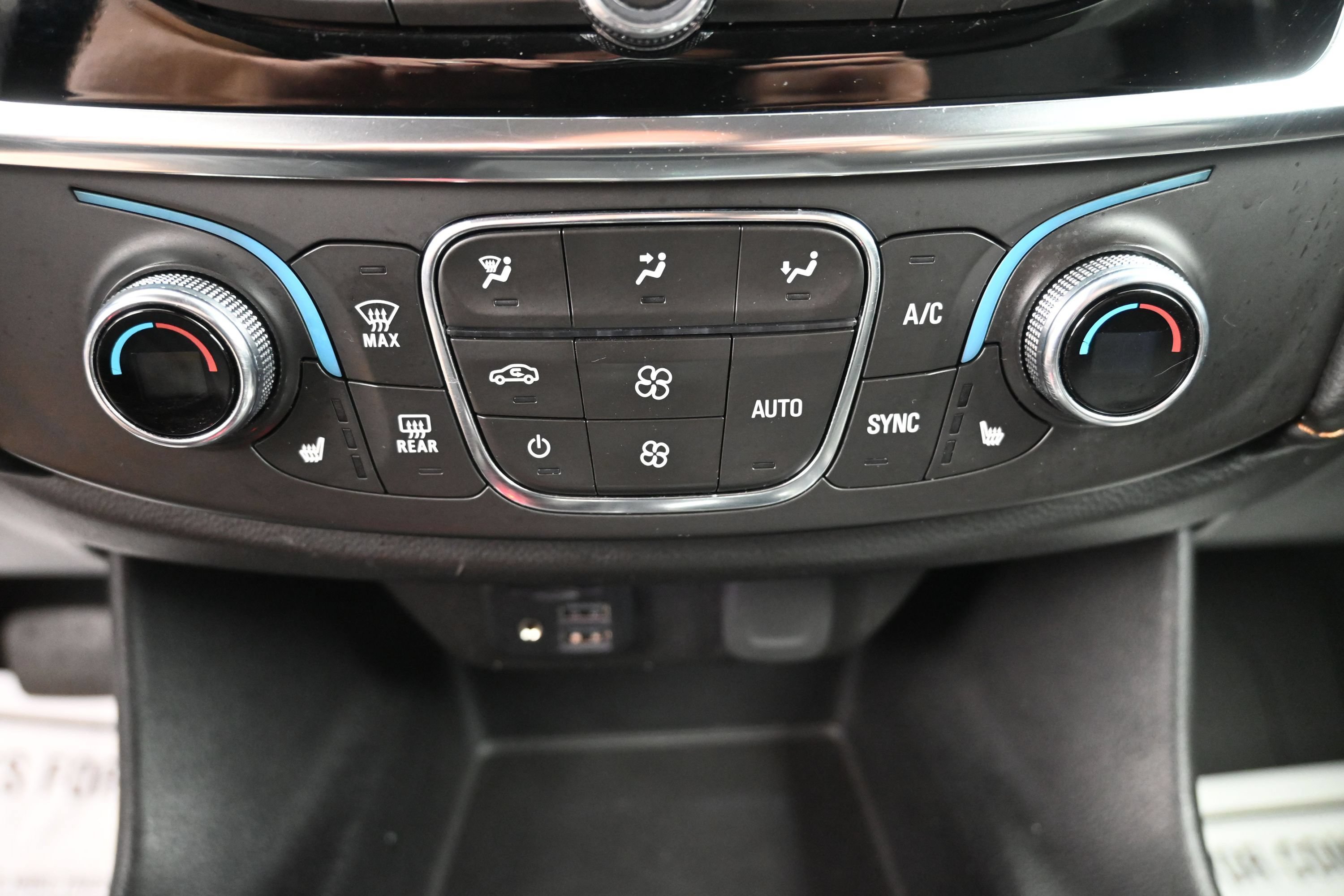 2021 Chevrolet Traverse RS - Photo 49