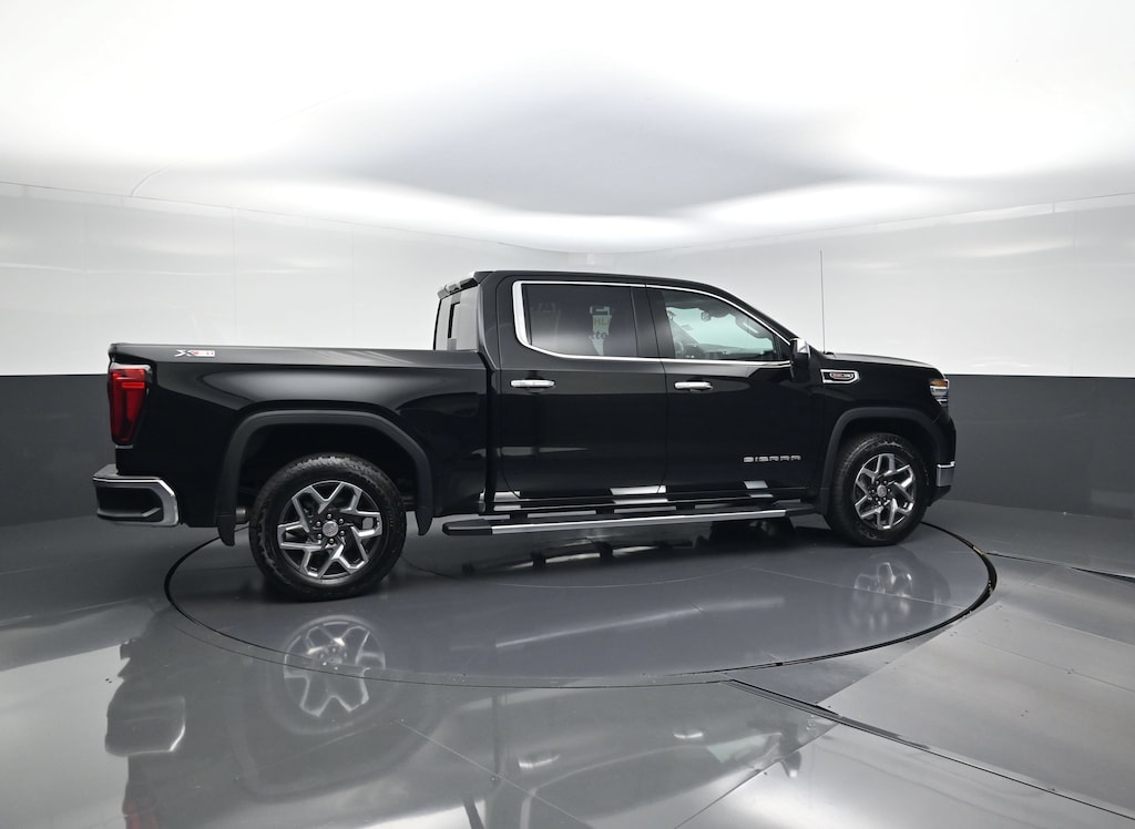 Used 2023 GMC Sierra 1500 SLT Truck Crew Cab