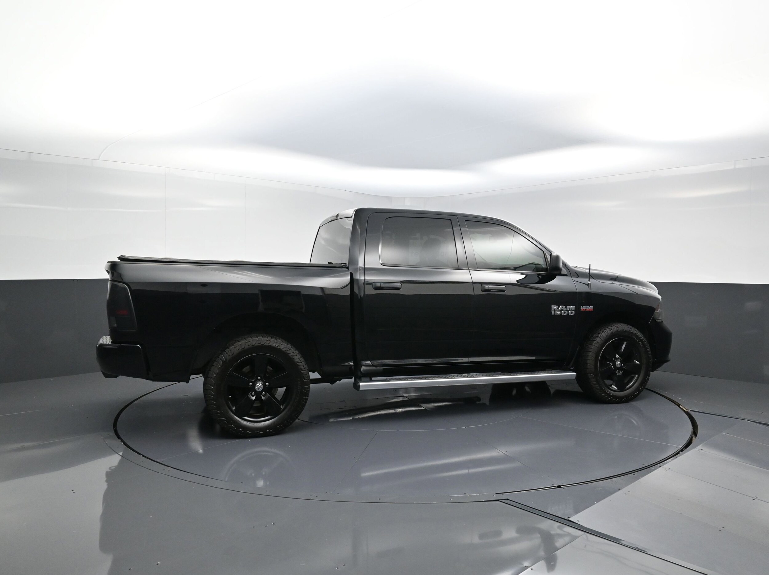 Used 2014 RAM Ram 1500 Pickup Express with VIN 1C6RR7KT4ES437323 for sale in Highland, IN