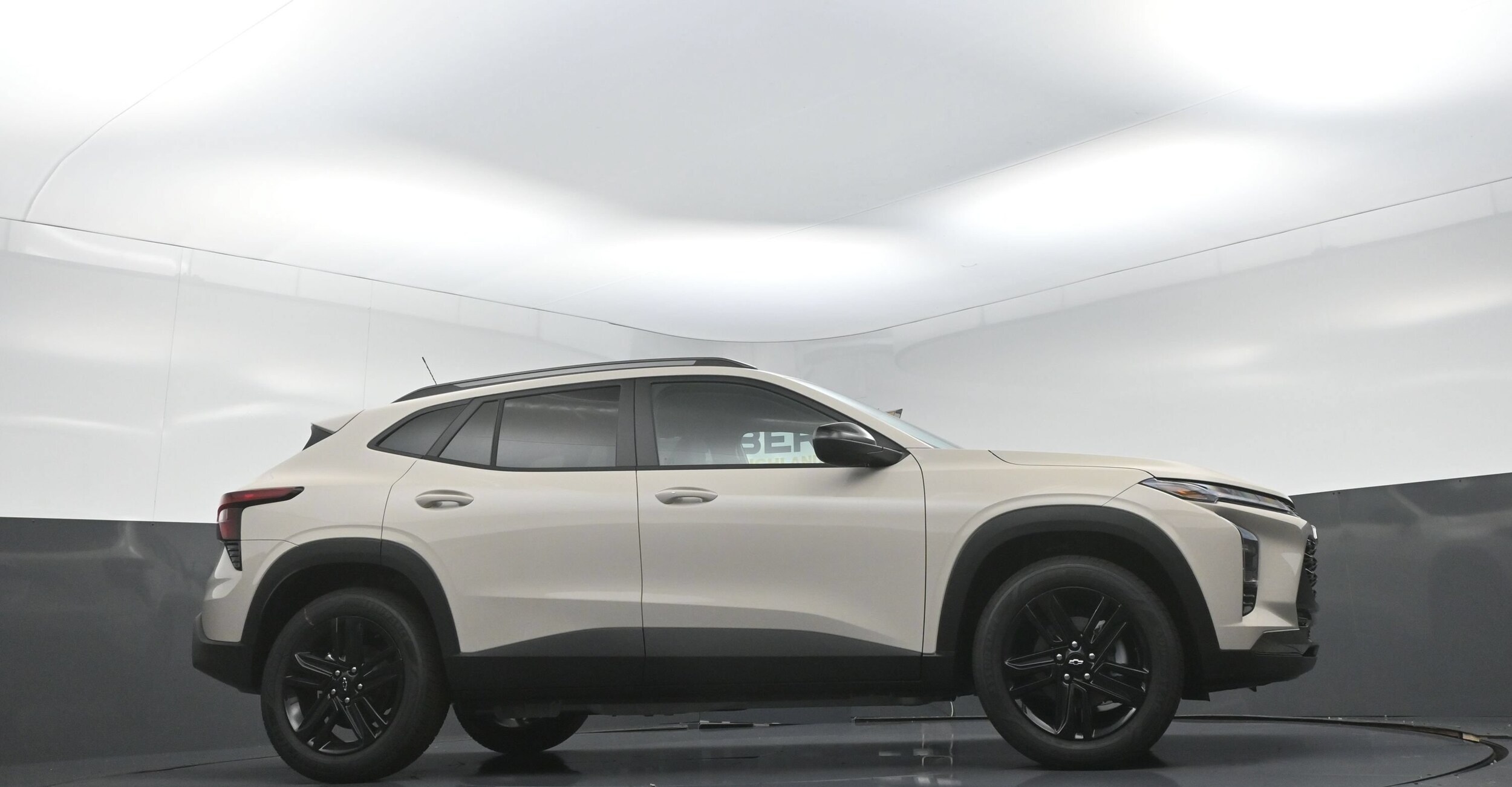 2026 Chevrolet Trax Activ - Photo 9