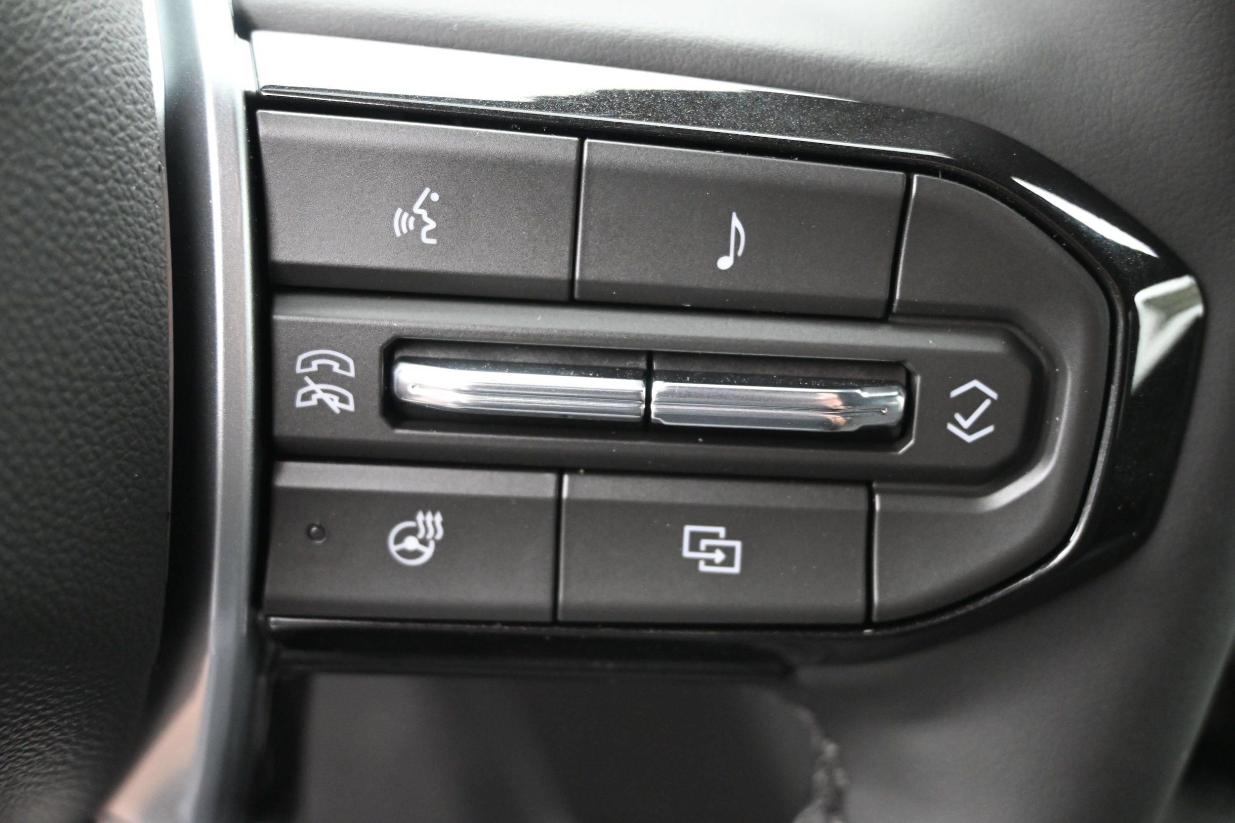 2026 Chevrolet Colorado Trail Boss - Photo 27