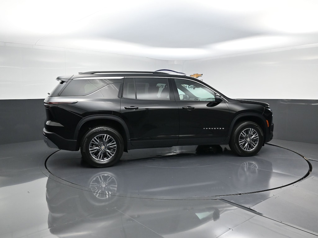 New 2026 Chevrolet Traverse LT SUV
