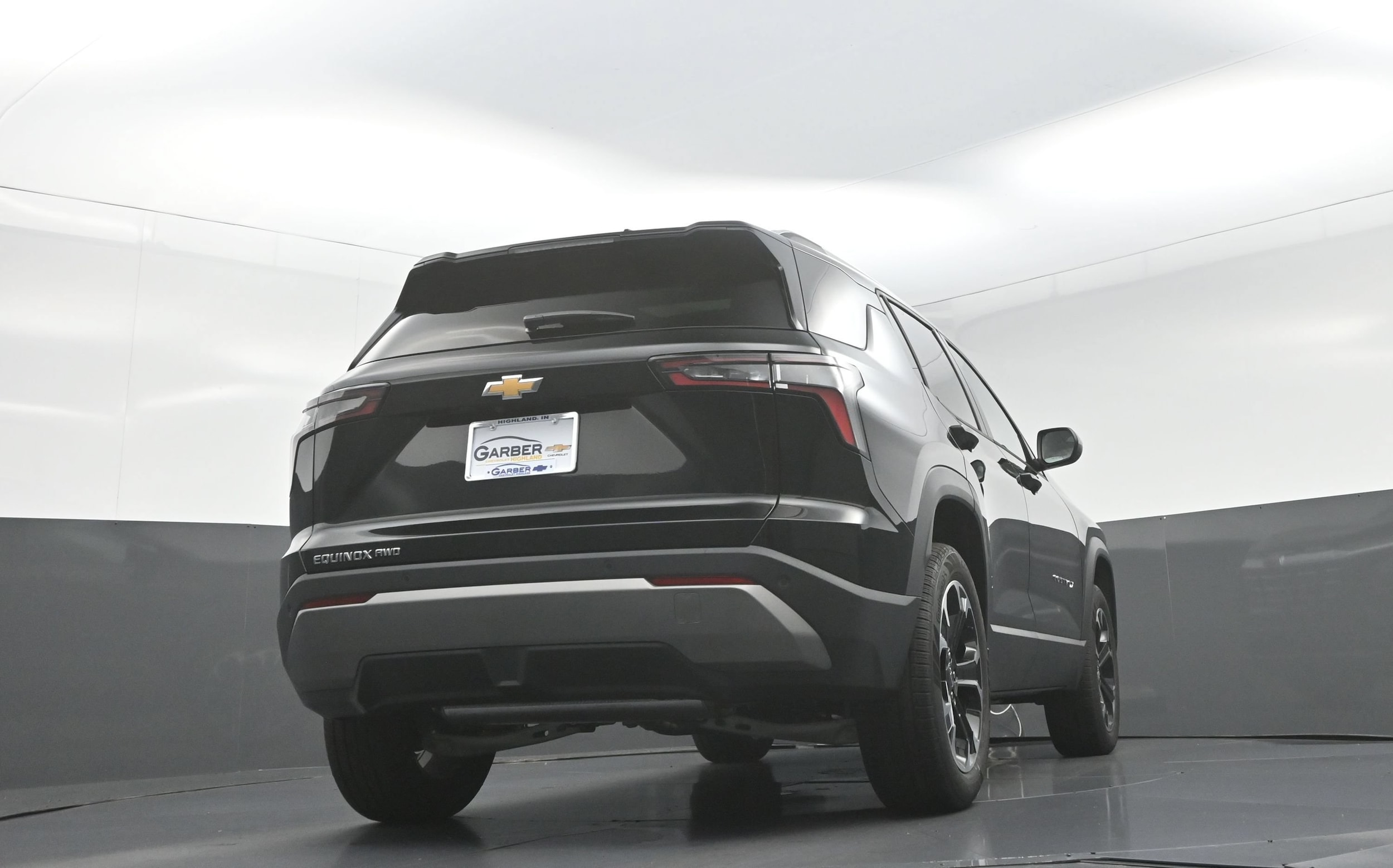 2027 Chevrolet Equinox LT - Photo 12