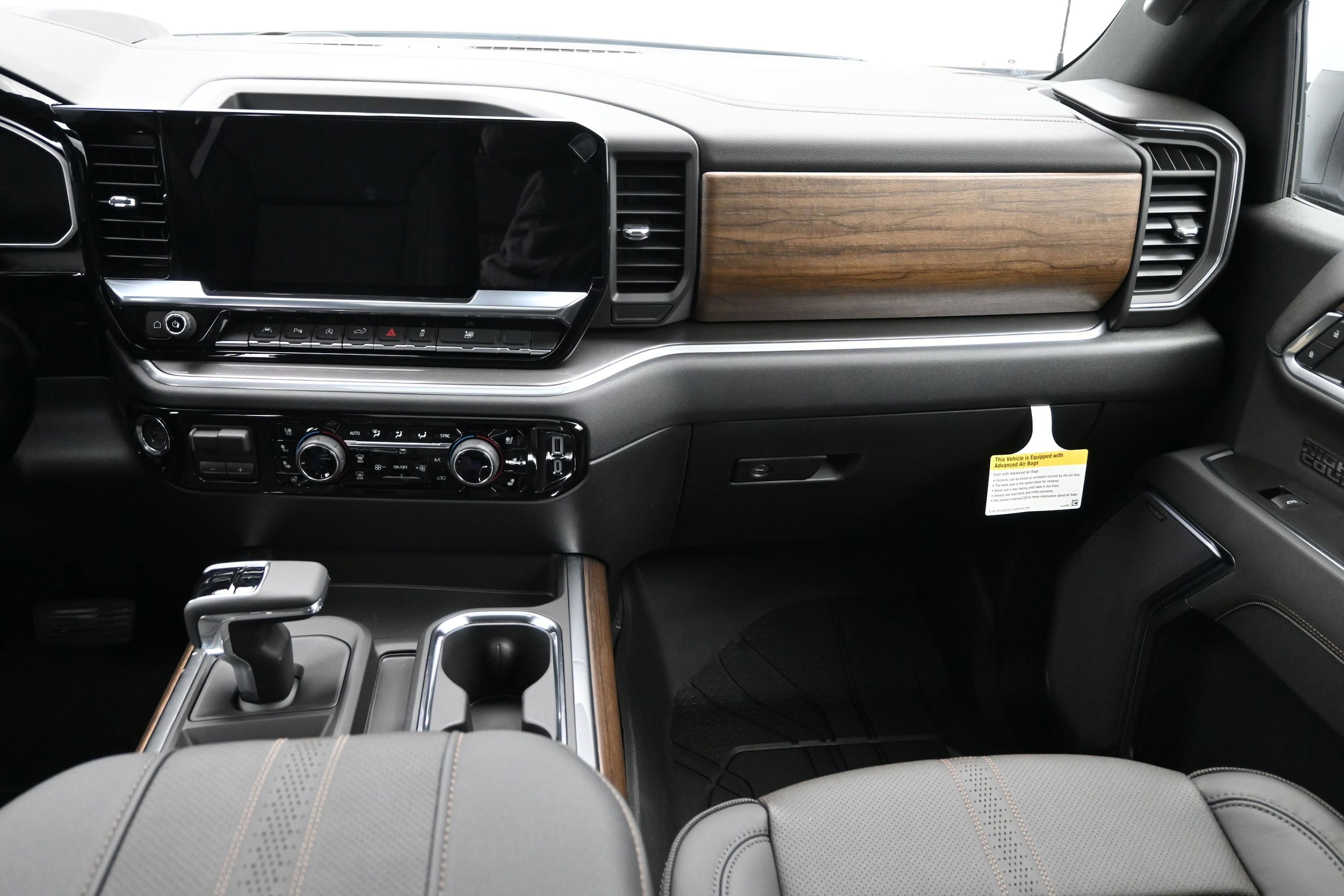 2026 Chevrolet Silverado 1500 High Country - Photo 18