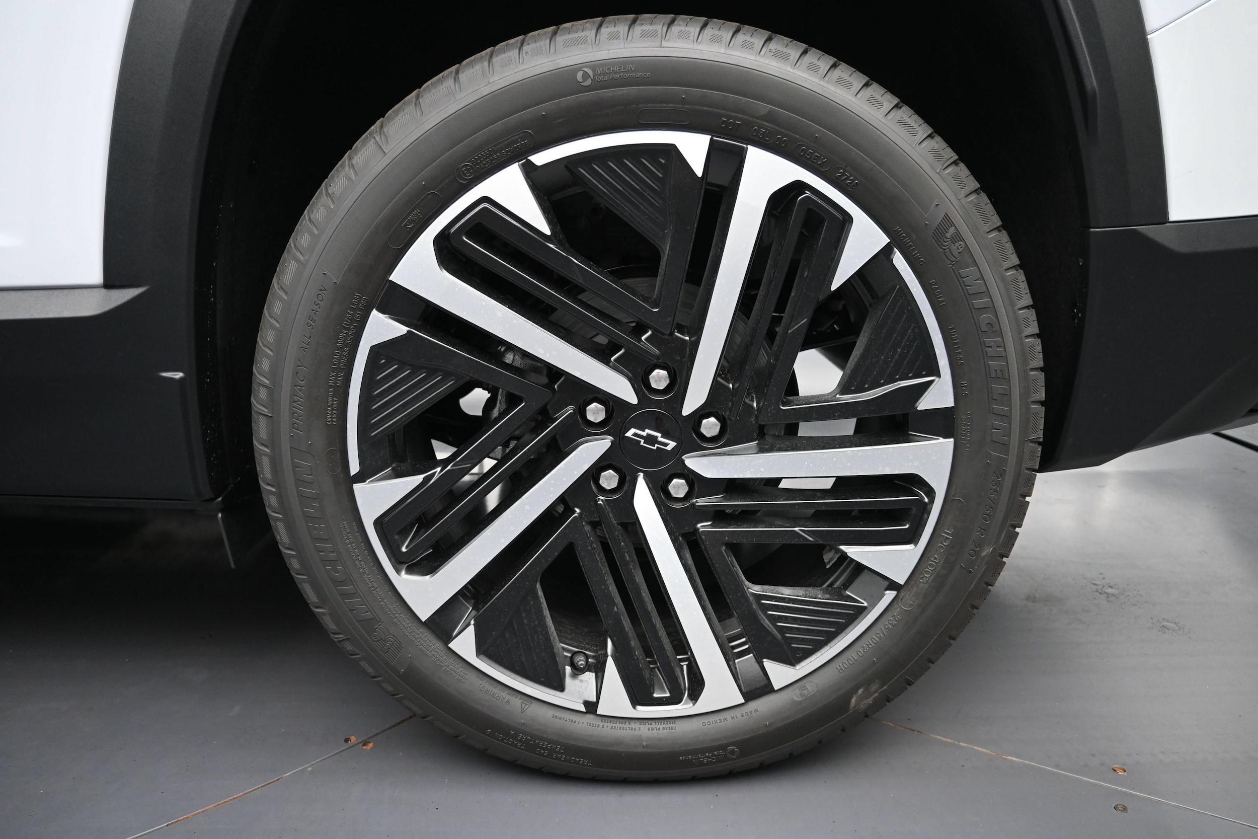 2027 Chevrolet Equinox RS - Photo 61