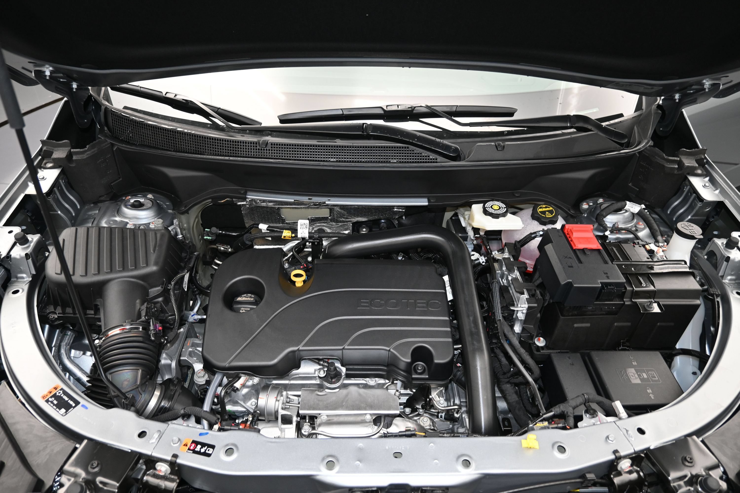 2027 Chevrolet Equinox LT - Photo 53