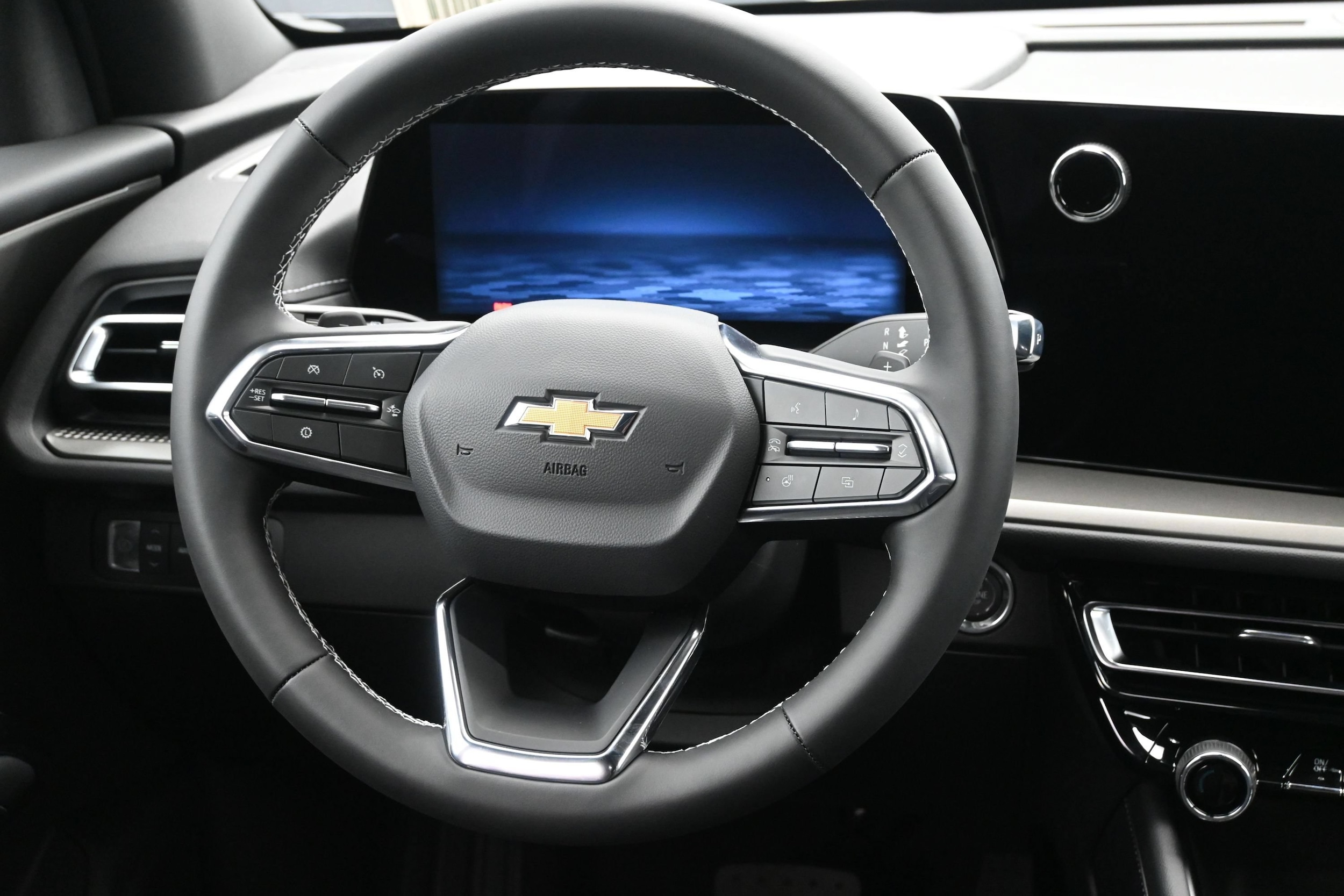 2026 Chevrolet Traverse LT - Photo 17