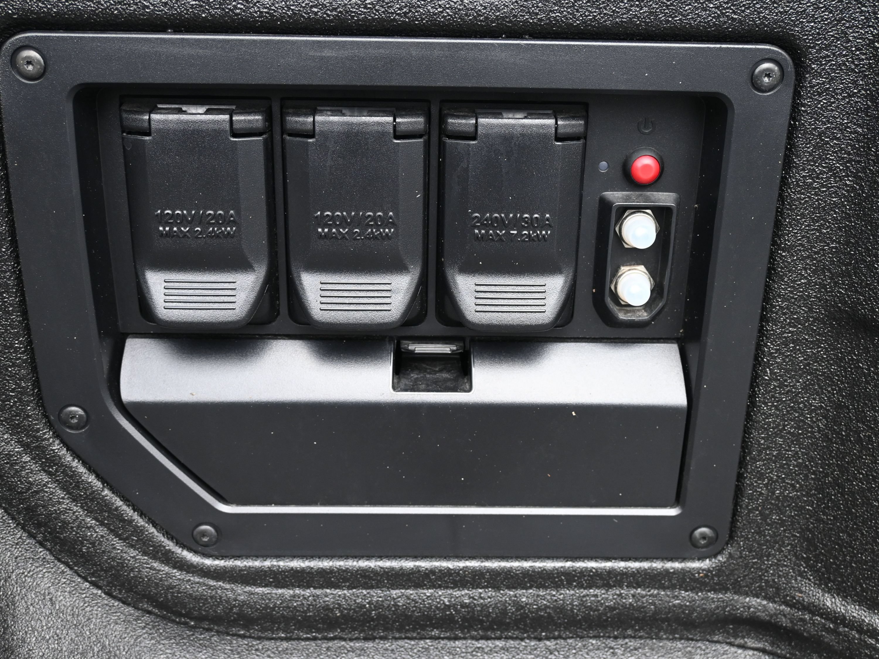 2026 Chevrolet Silverado EV LT - Photo 61