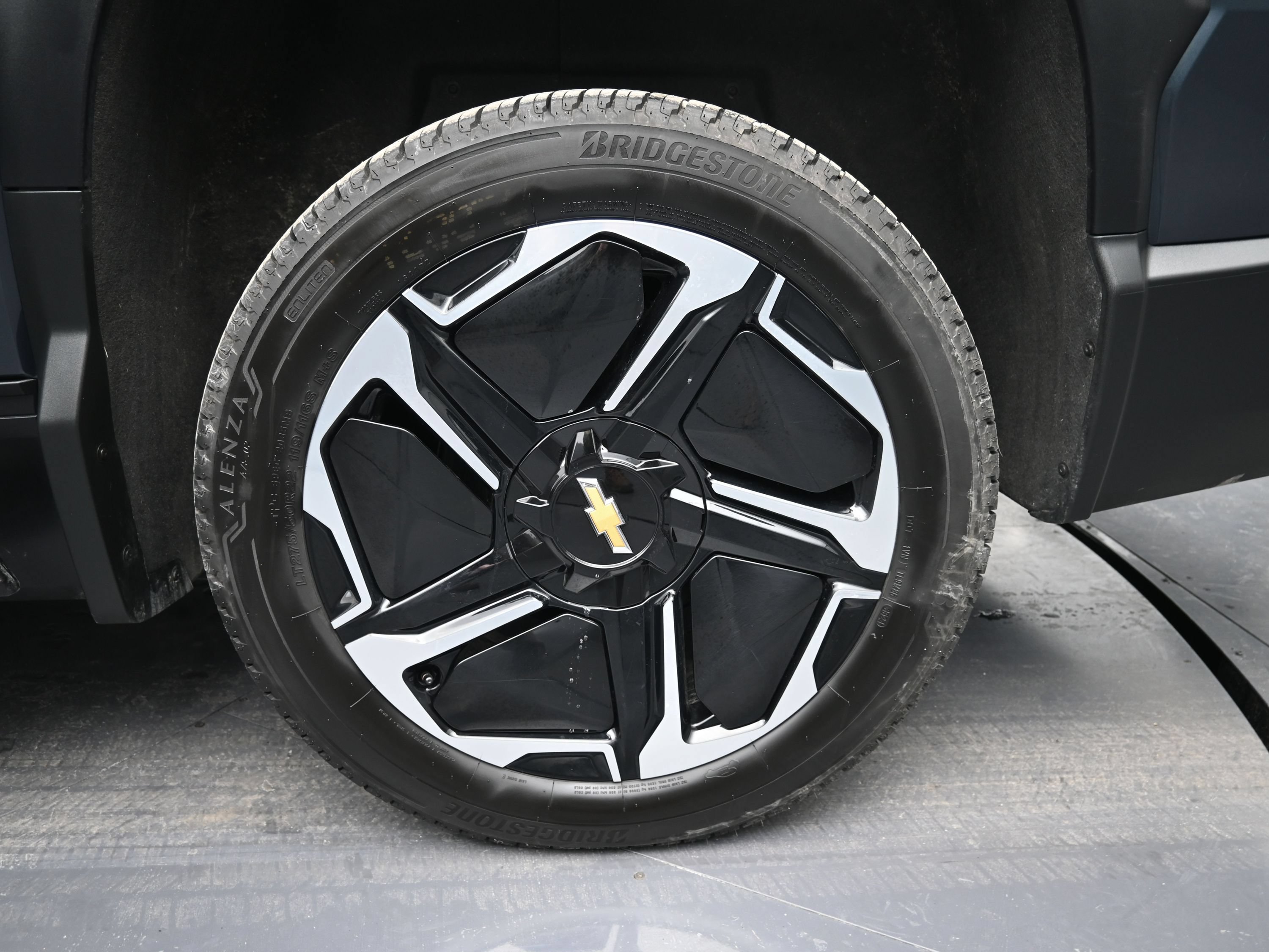 2026 Chevrolet Silverado EV LT - Photo 65