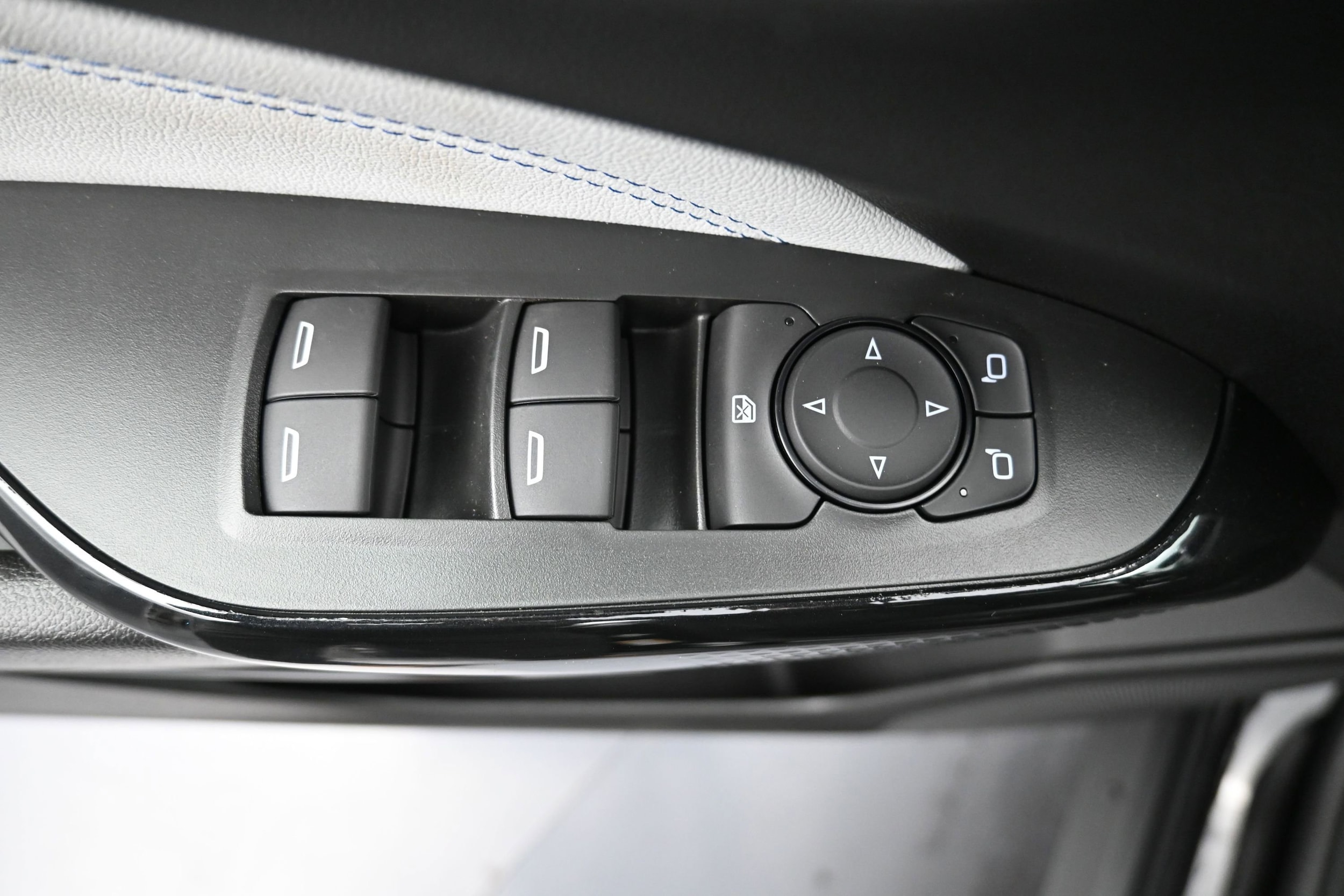2026 Chevrolet Trax LT - Photo 24