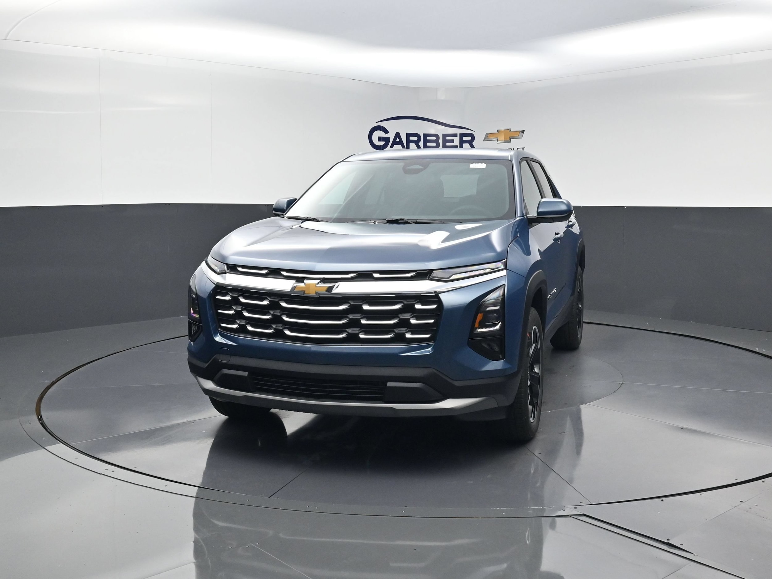2027 Chevrolet Equinox LT - Photo 7
