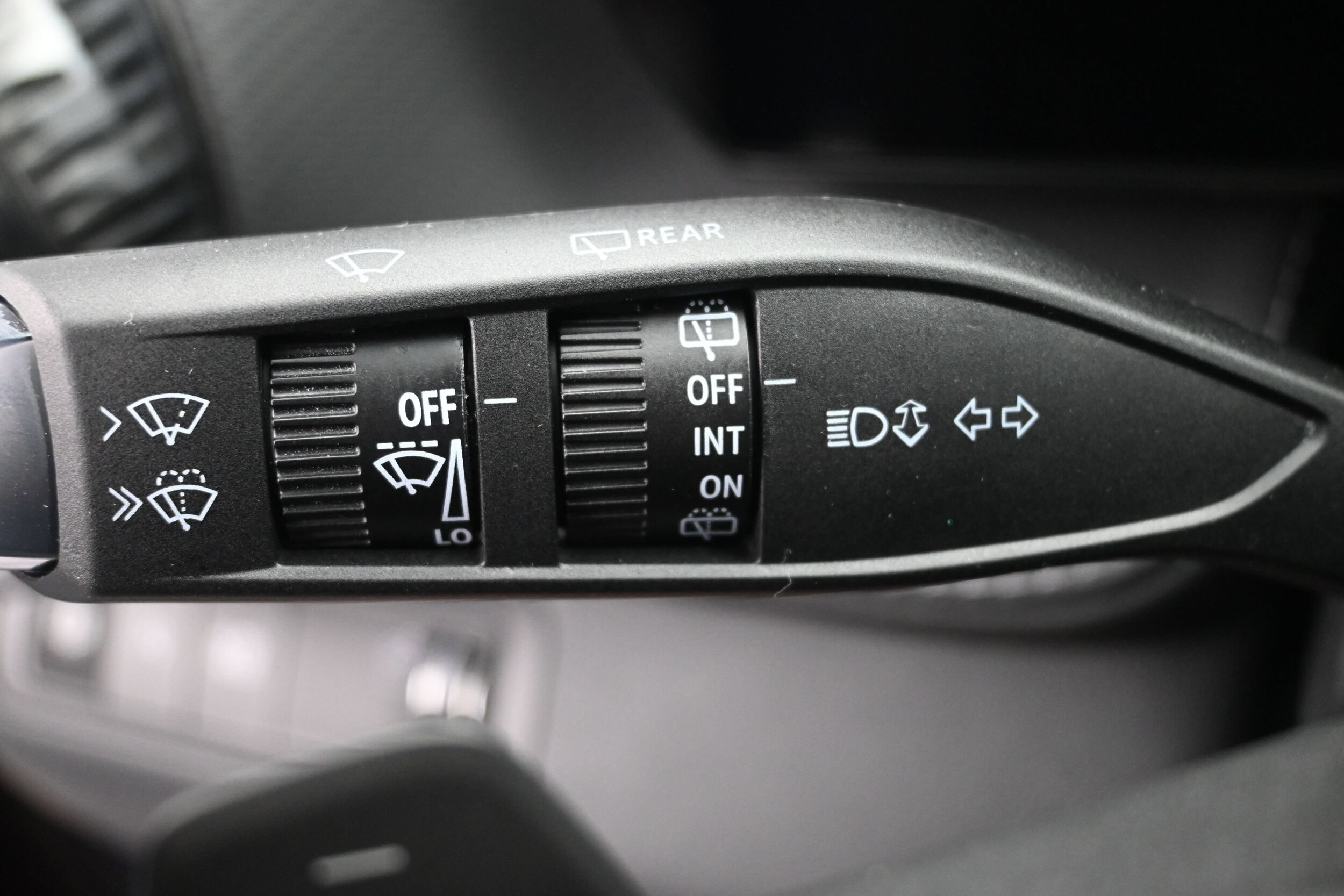 2027 Chevrolet Equinox LT - Photo 28