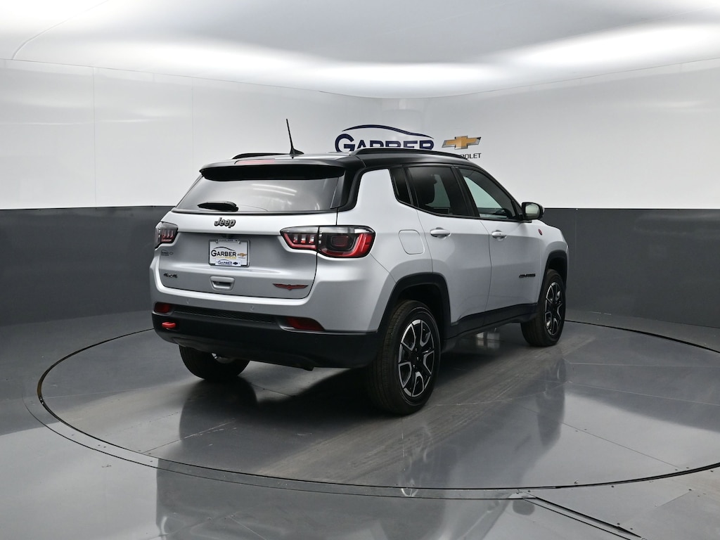 Used 2024 Jeep Compass Trailhawk SUV