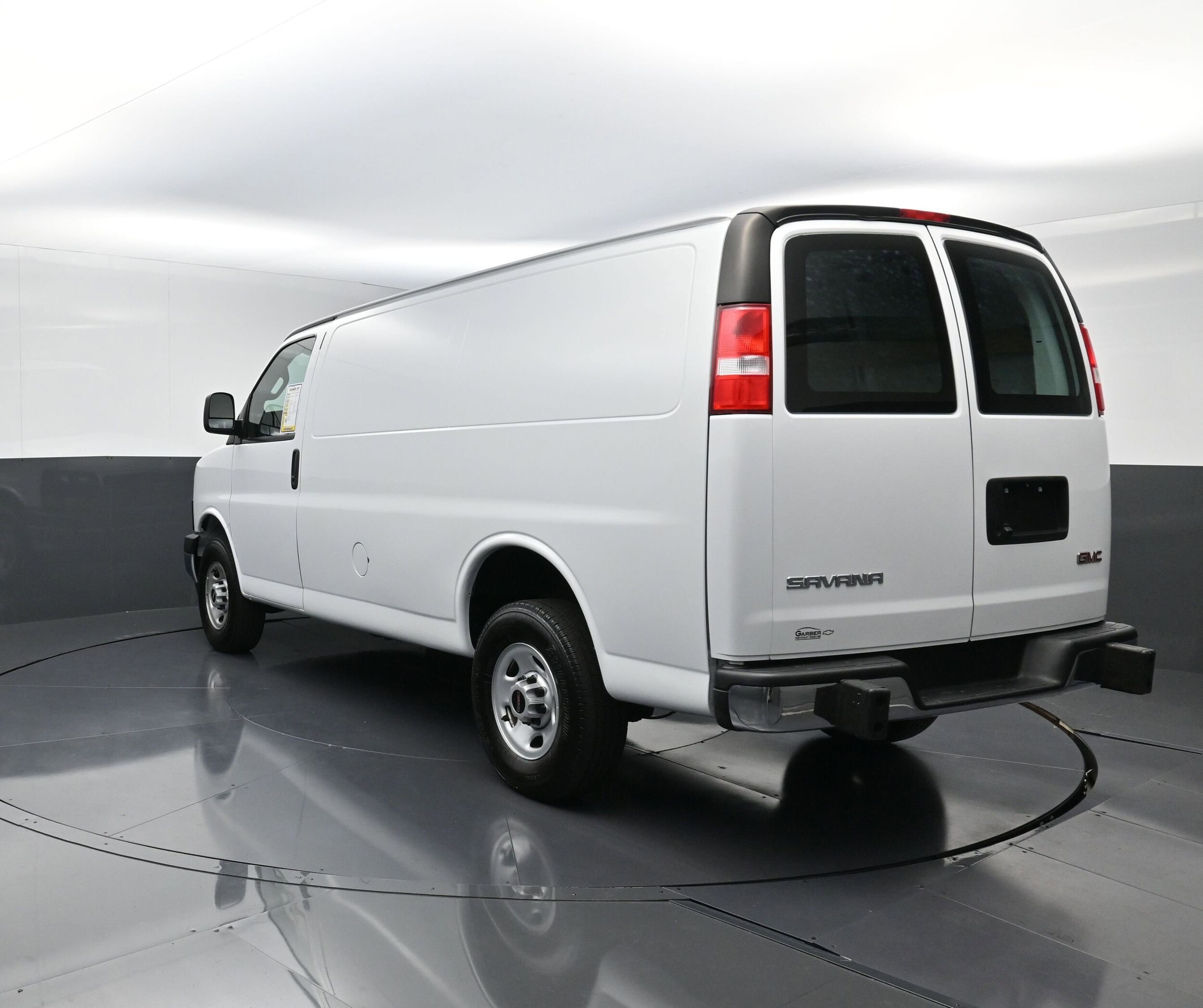 2023 Gmc Savana 2500 Cargo photo 4