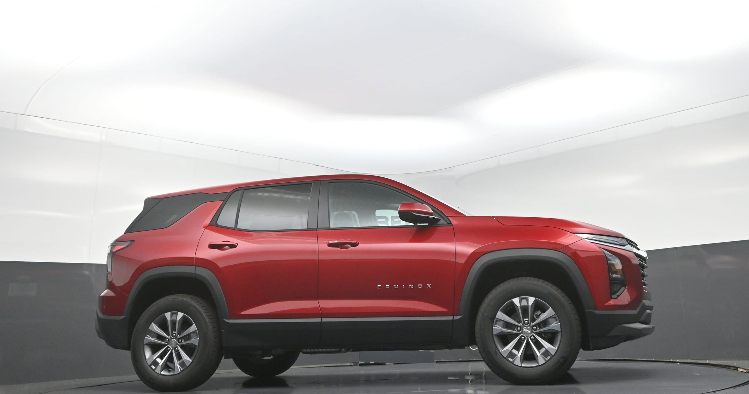2026 Chevrolet Equinox LT - Photo 9