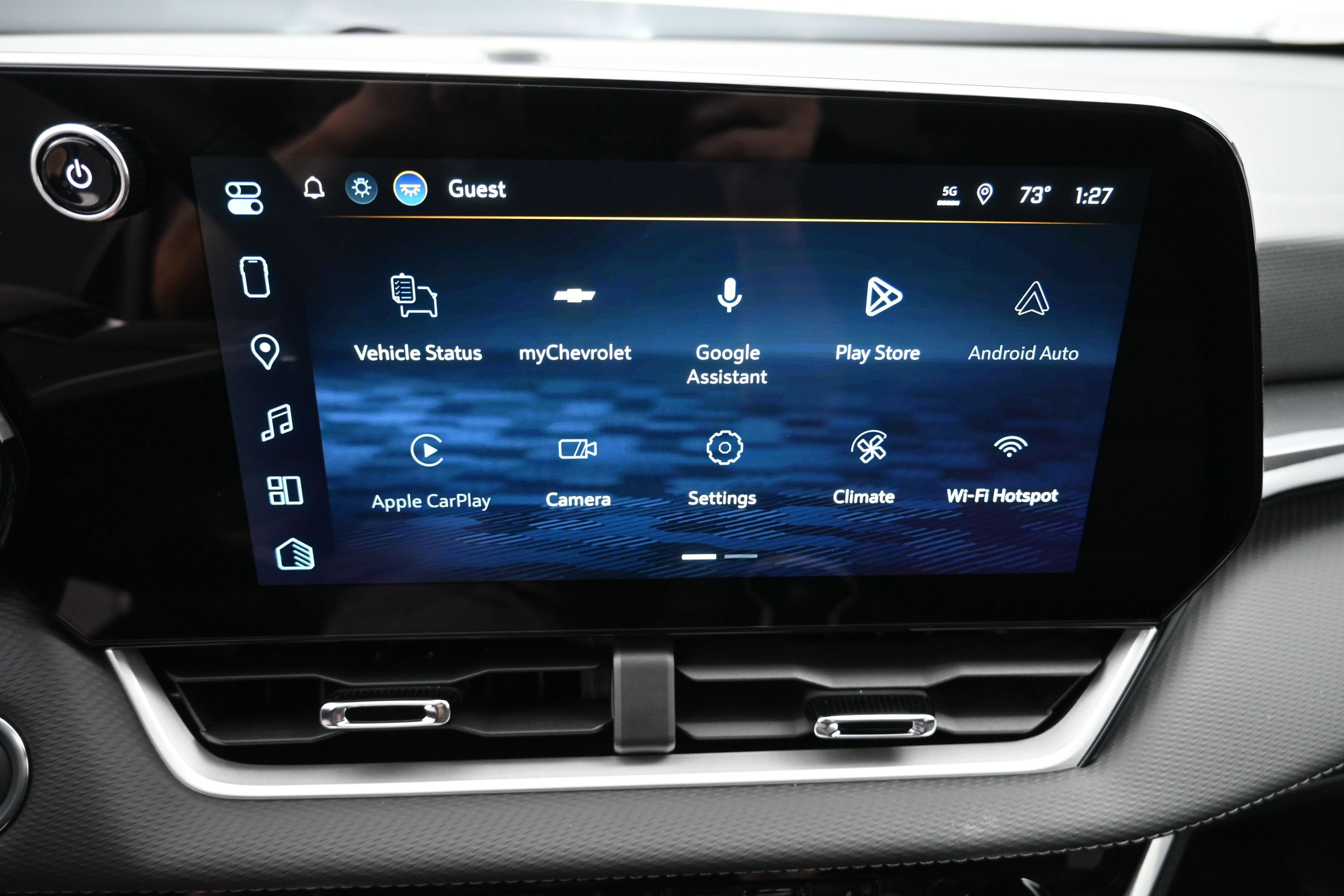 2027 Chevrolet Equinox LT - Photo 33