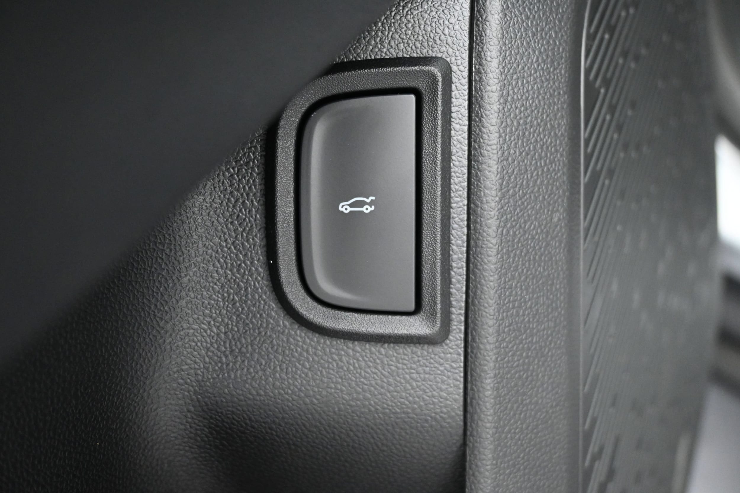 2027 Chevrolet Equinox LT - Photo 24