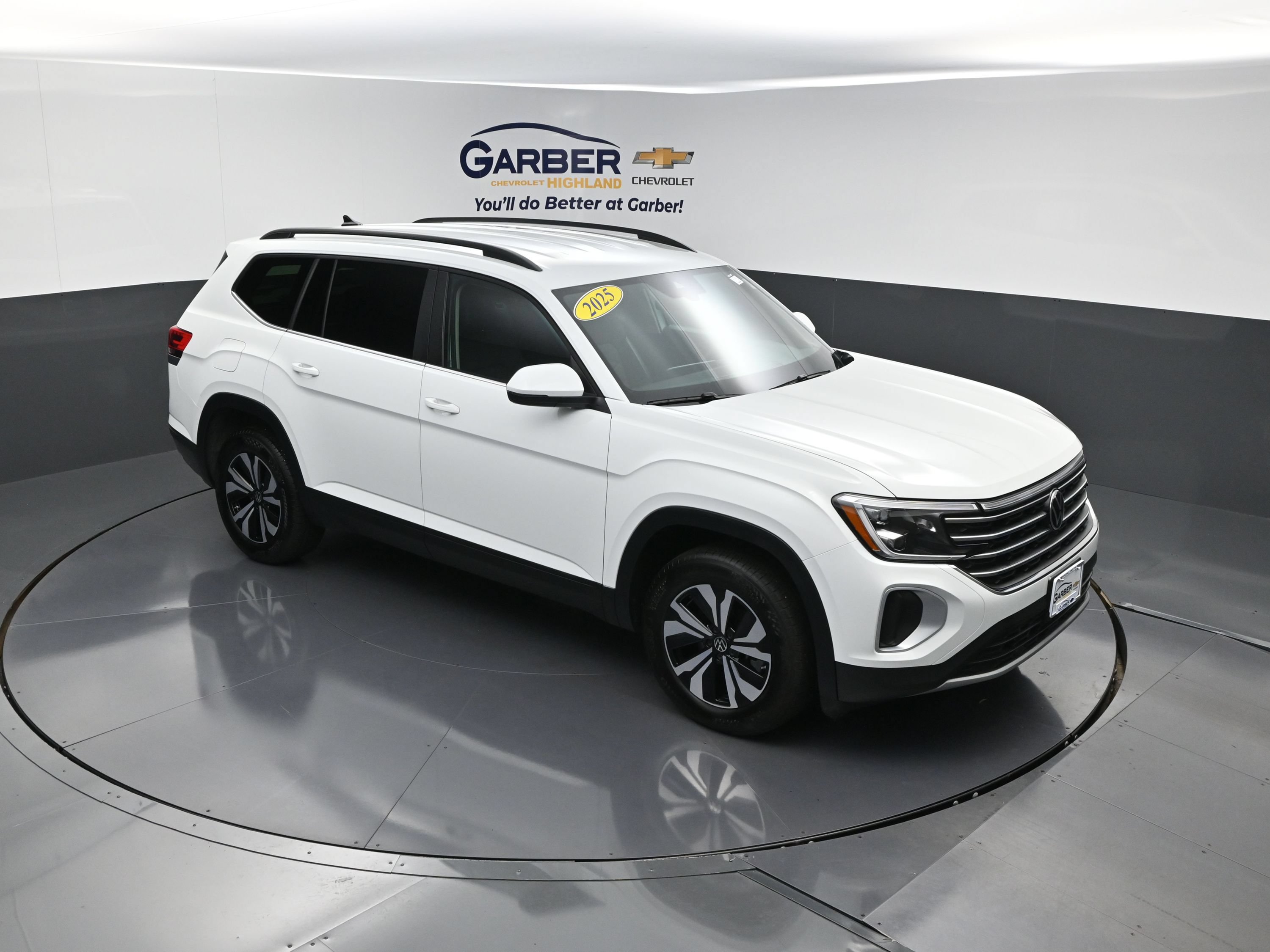 2025 Volkswagen Atlas SE