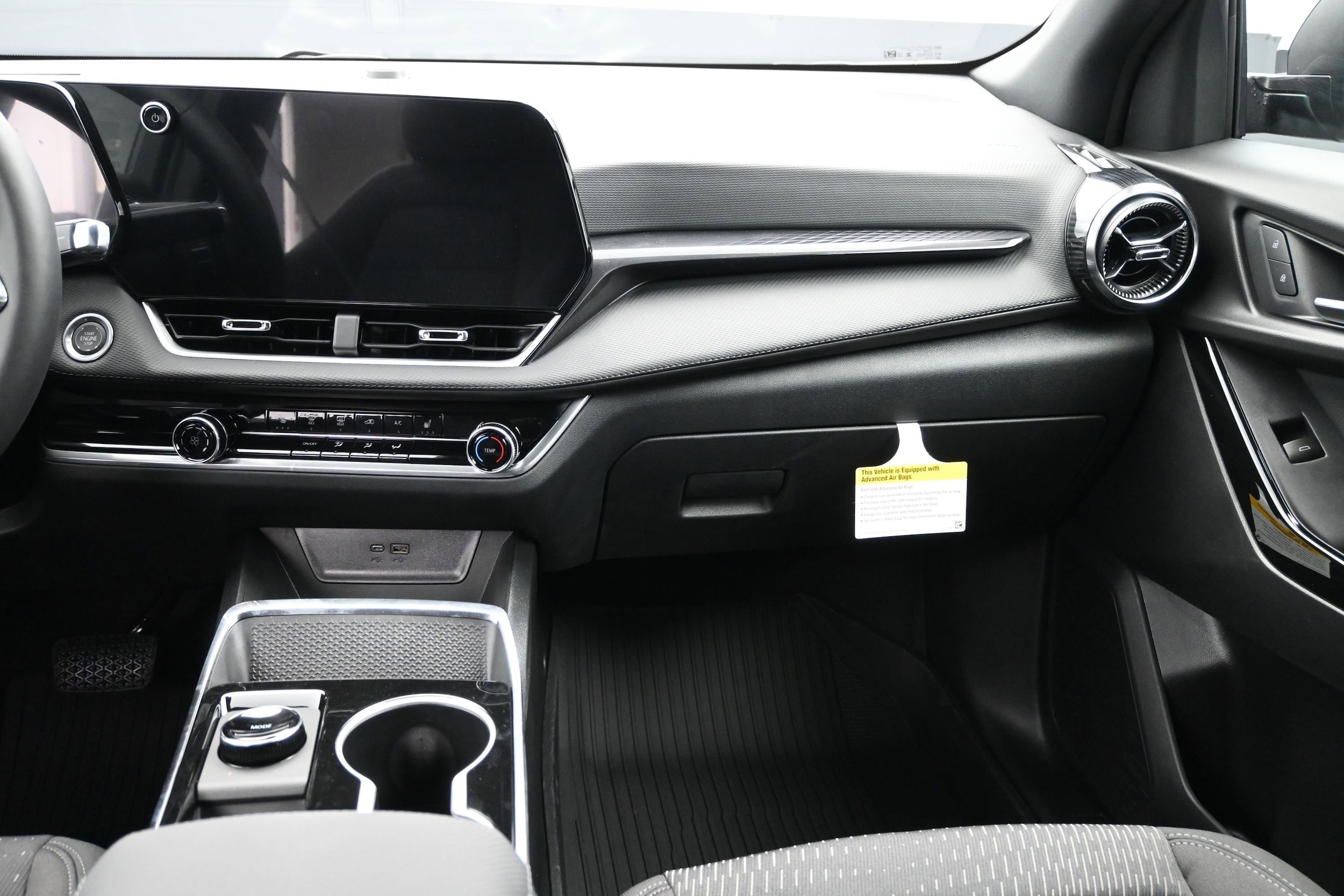 2026 Chevrolet Equinox LT - Photo 18