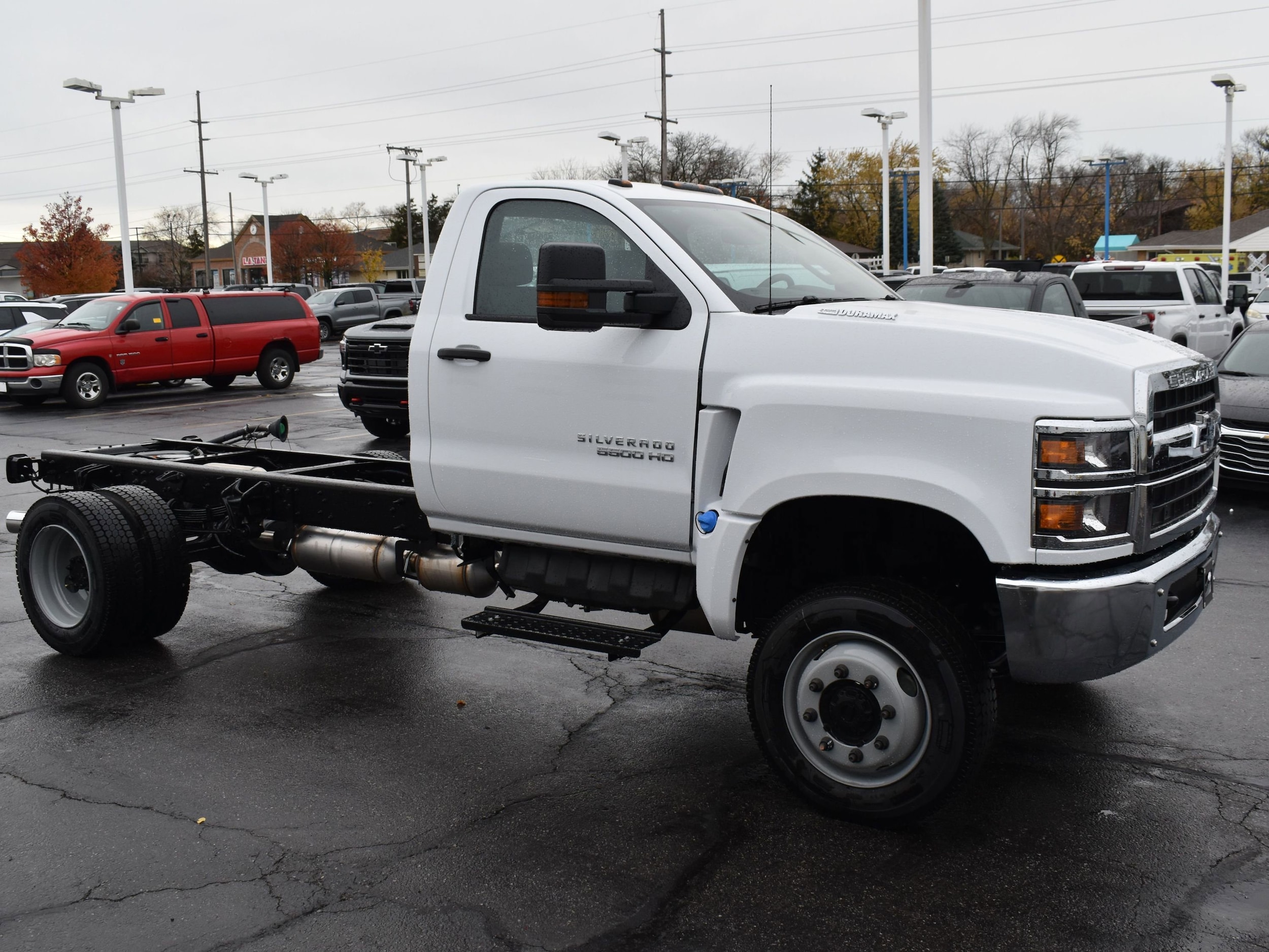 2024 Chevrolet Silverado 4500 Medium Duty Chassis Cab Work Truck's photo