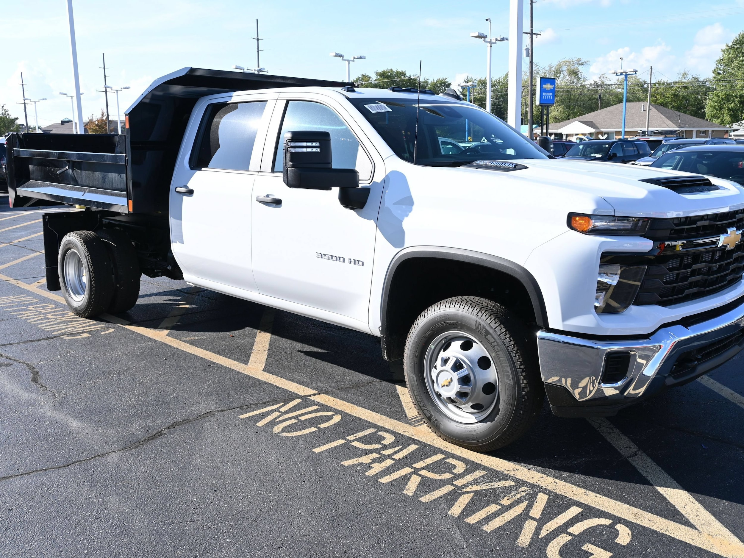 2025 Chevrolet Silverado 3500 Chassis Cab