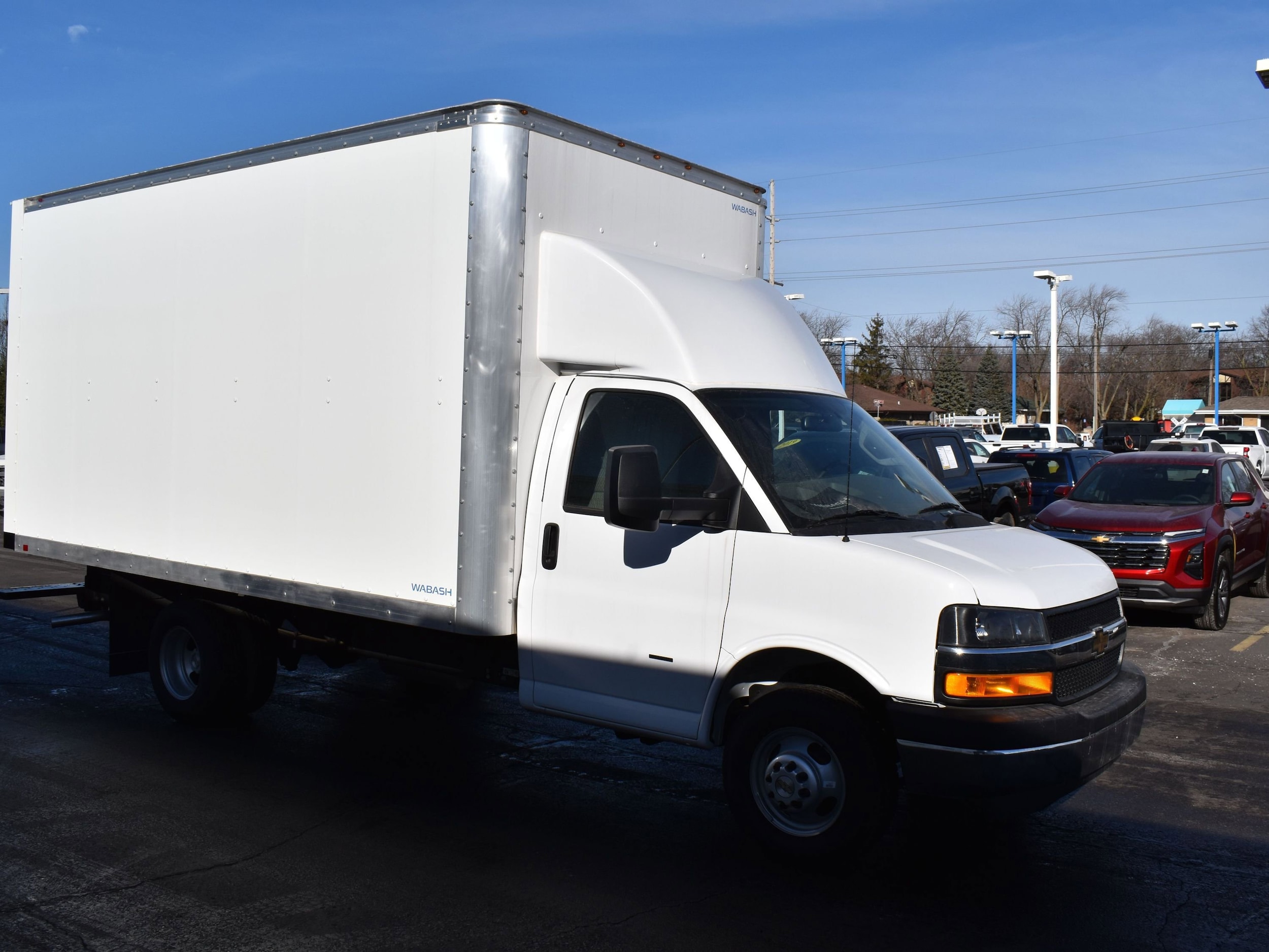 2024 Chevrolet Express Cutaway Base's photo