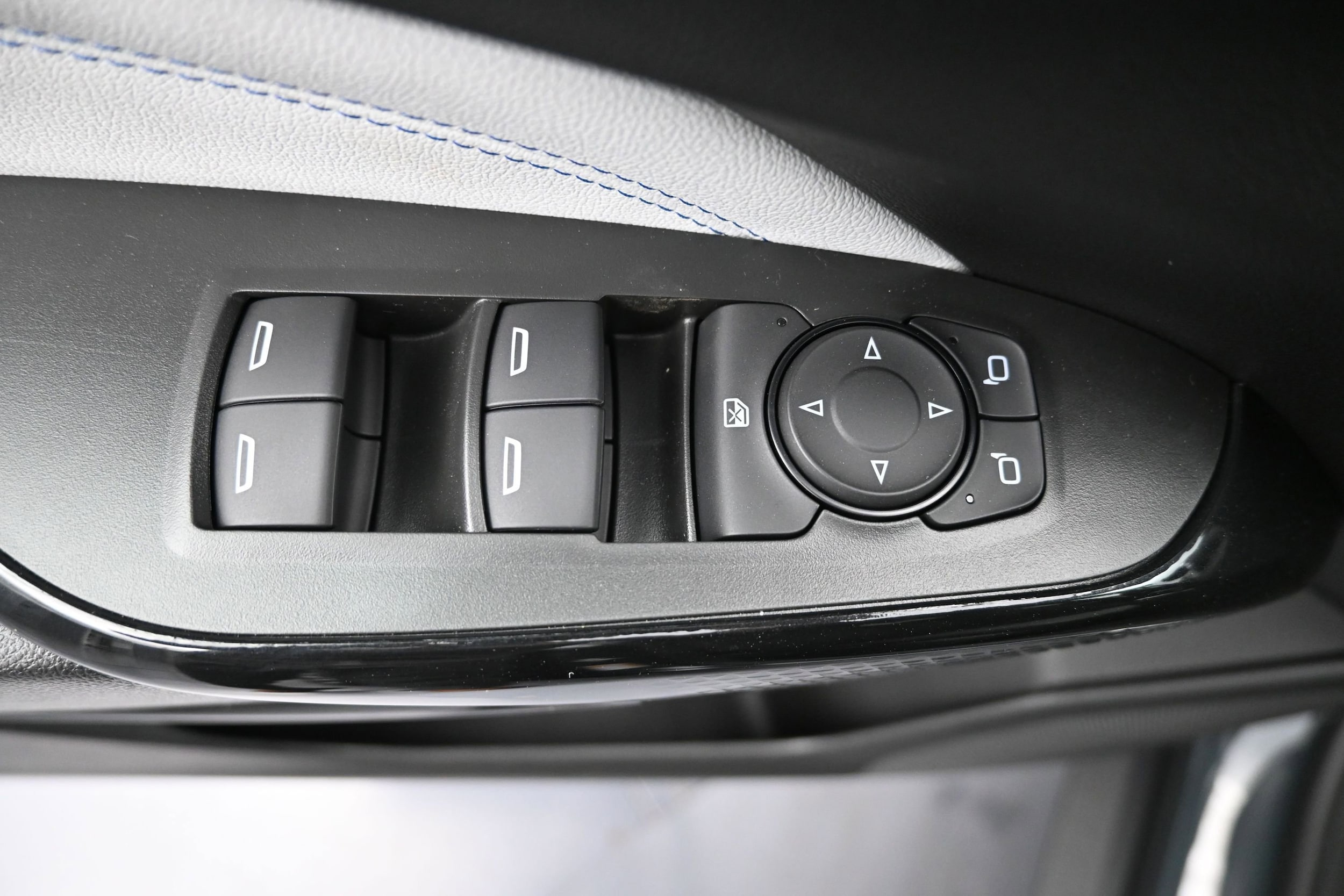2026 Chevrolet Trax LT - Photo 23