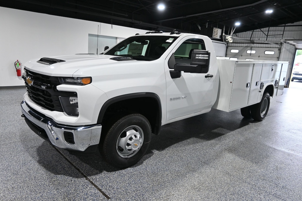 New 2026 Chevrolet Silverado 3500 HD Chassis Cab Work Truck Truck