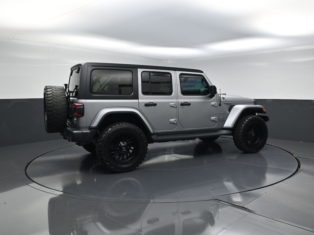 Used 2018 Jeep Wrangler Unlimited Sahara 4x4 SUV