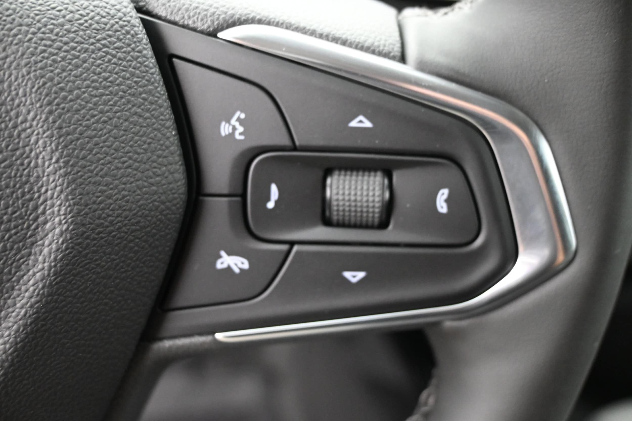 2026 Chevrolet Trax LT - Photo 28