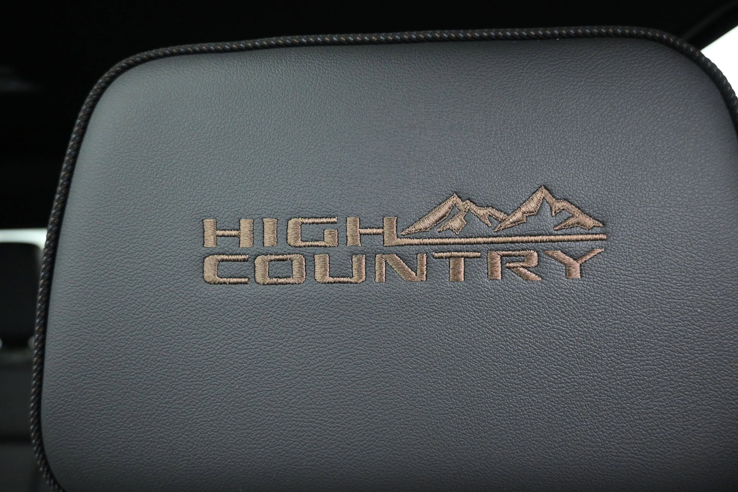 2026 Chevrolet Silverado 1500 High Country - Photo 23
