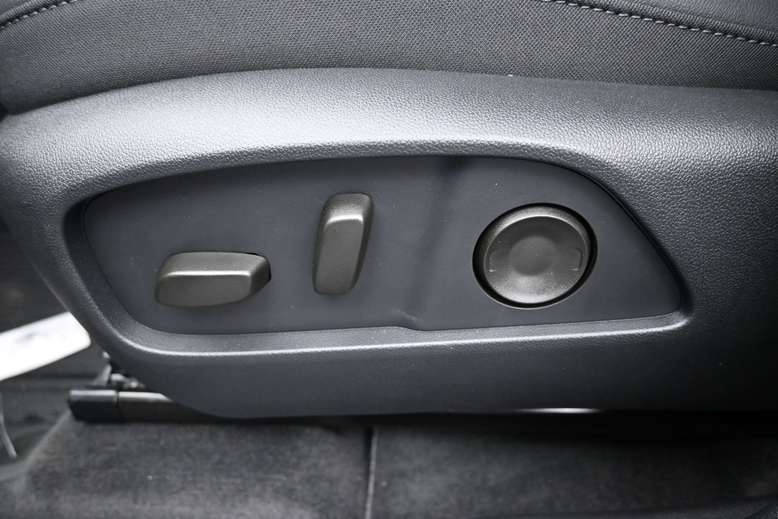 2027 Chevrolet Equinox LT - Photo 21