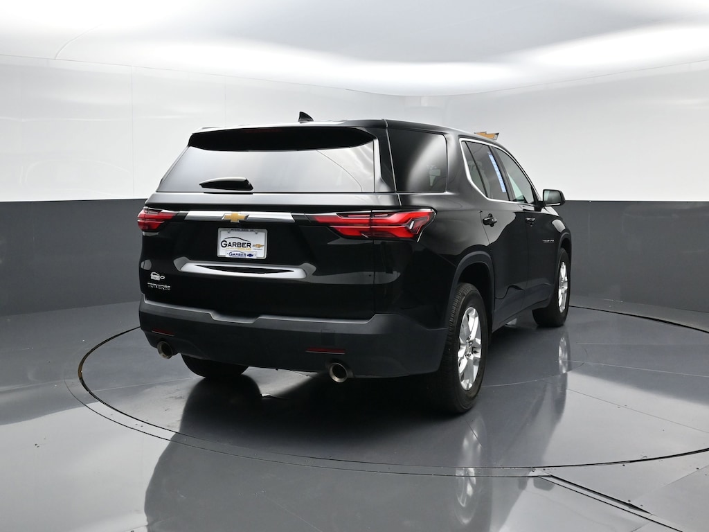 Used 2022 Chevrolet Traverse LS w/1LS SUV