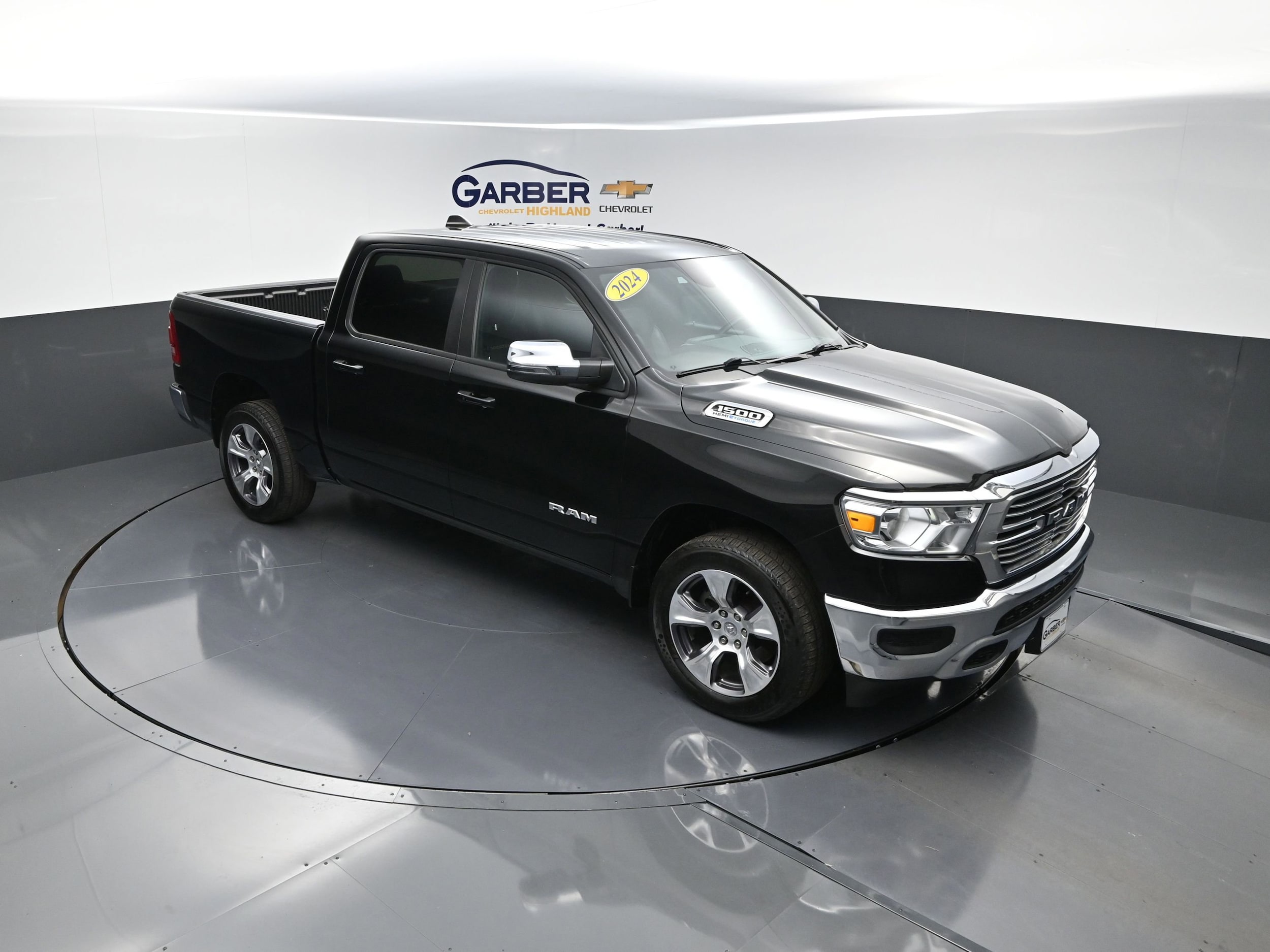 2024 RAM Ram 1500 Pickup Laramie's photo