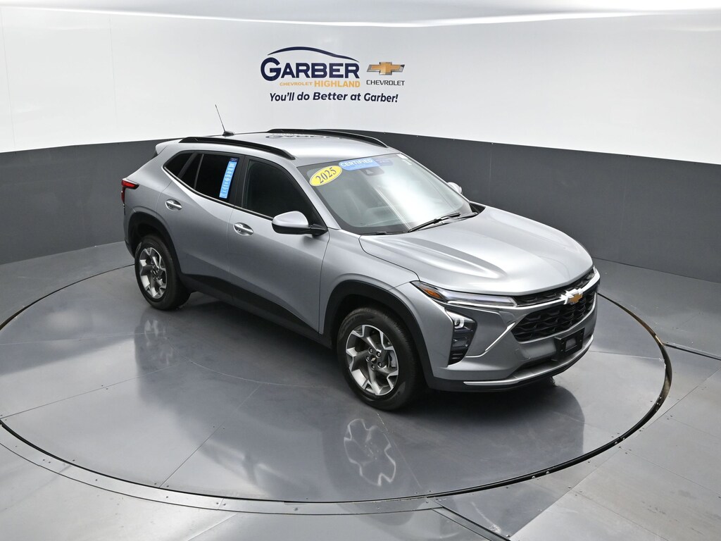Used 2025 Chevrolet Trax LT SUV