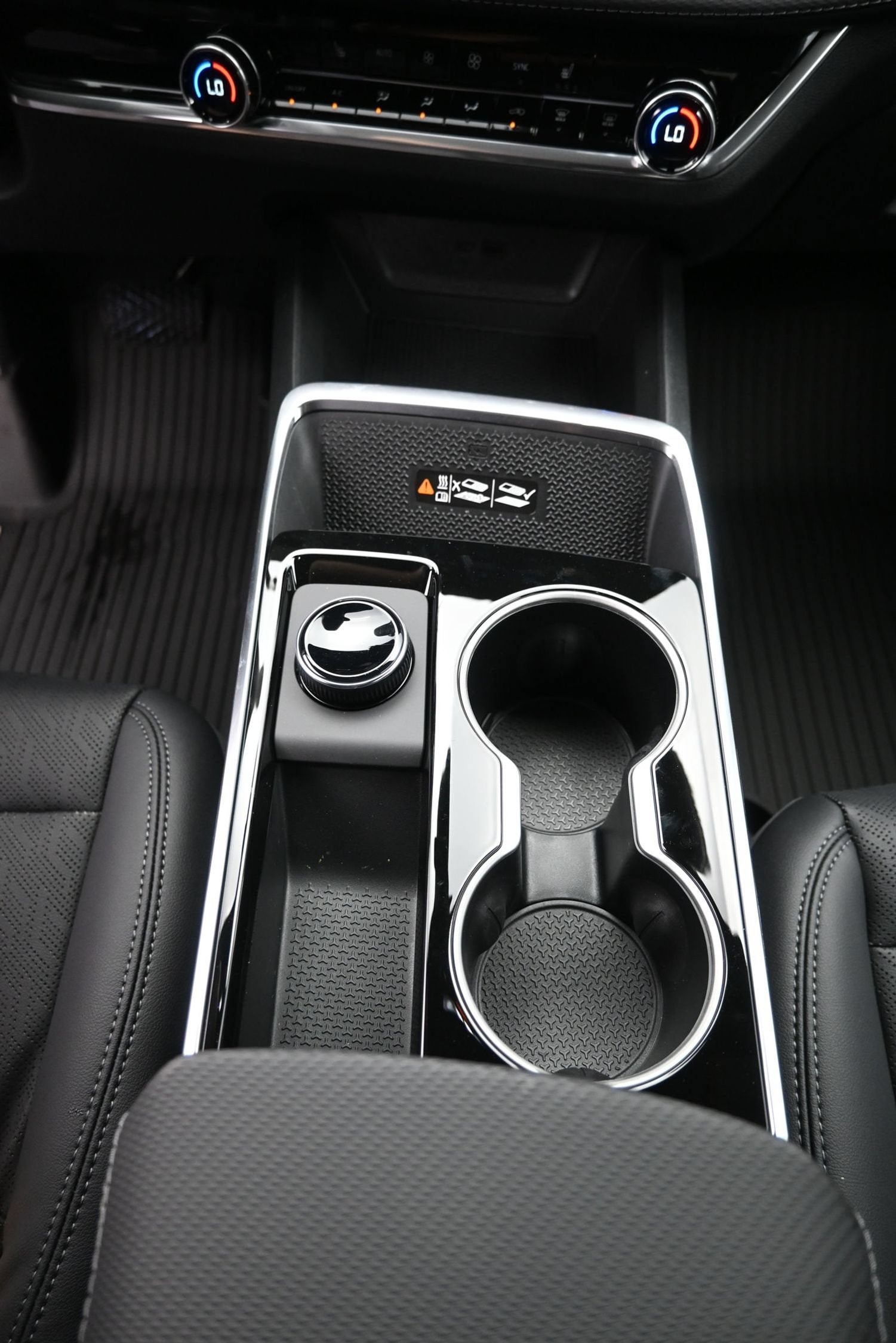 2027 Chevrolet Equinox LT - Photo 42