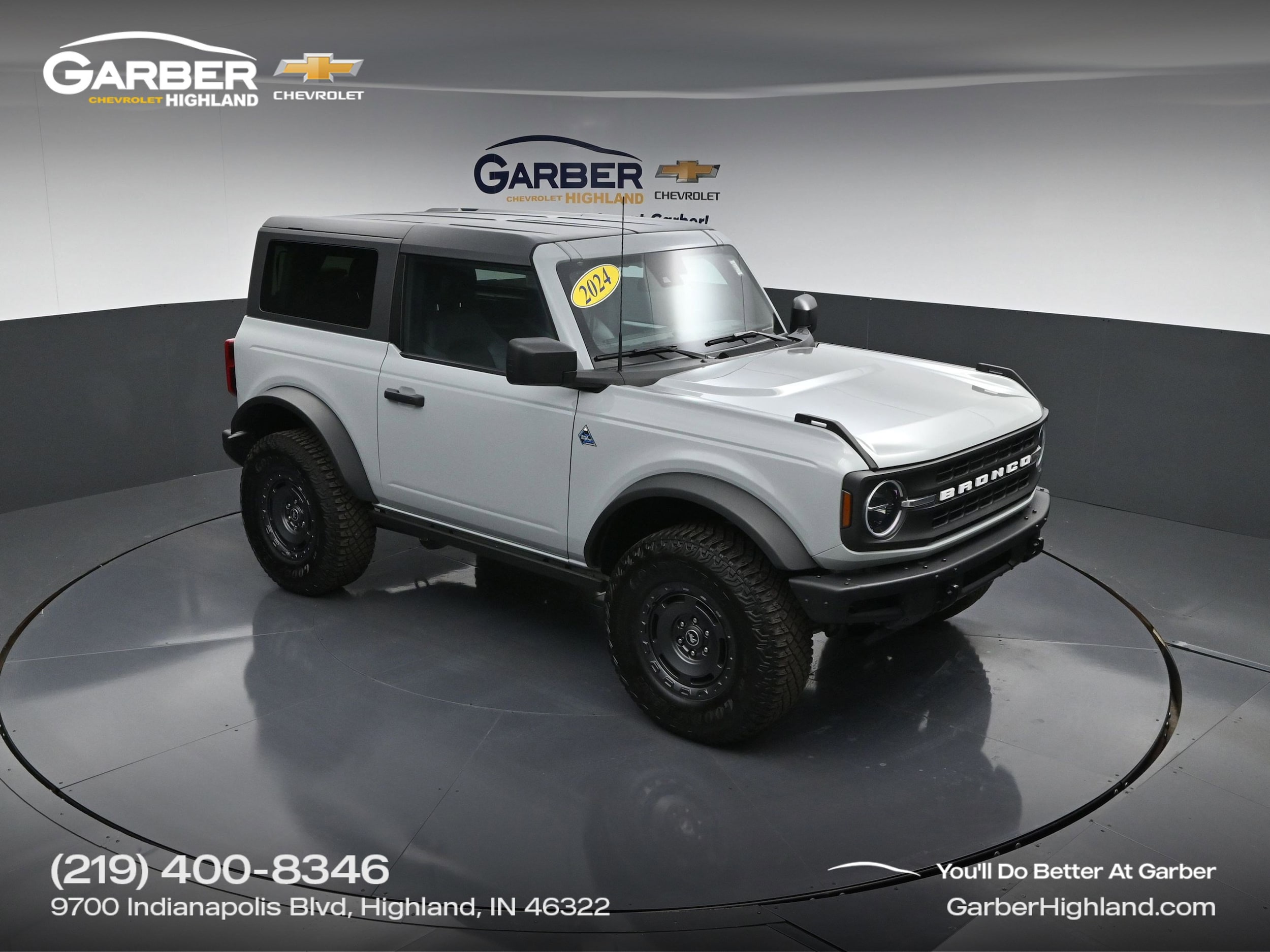 2024 Ford Bronco 2-Door Black Diamond's photo