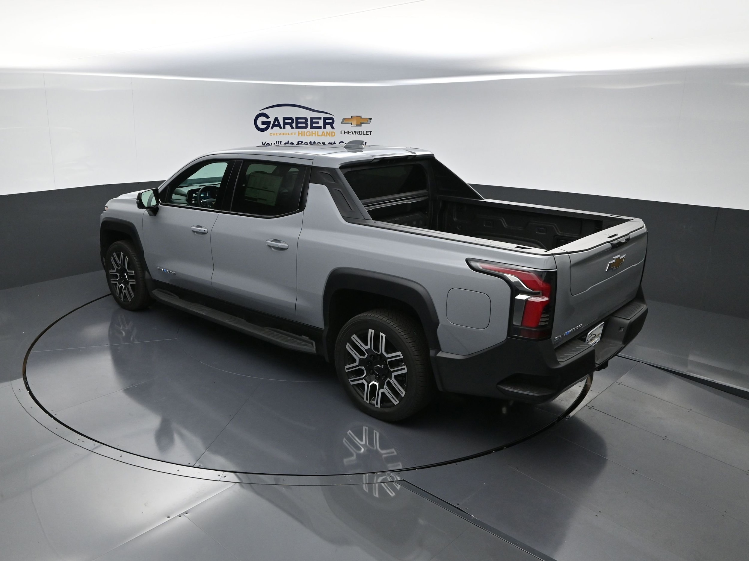 2026 Chevrolet Silverado EV LT - Photo 13