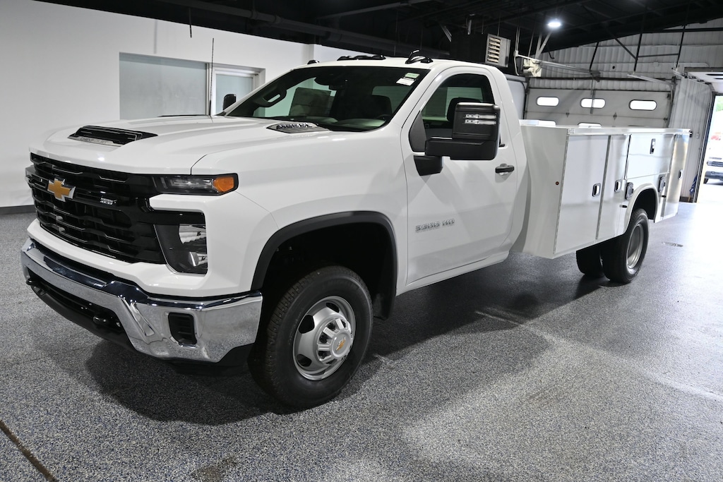 New 2026 Chevrolet Silverado 3500 HD Chassis Cab Work Truck Truck
