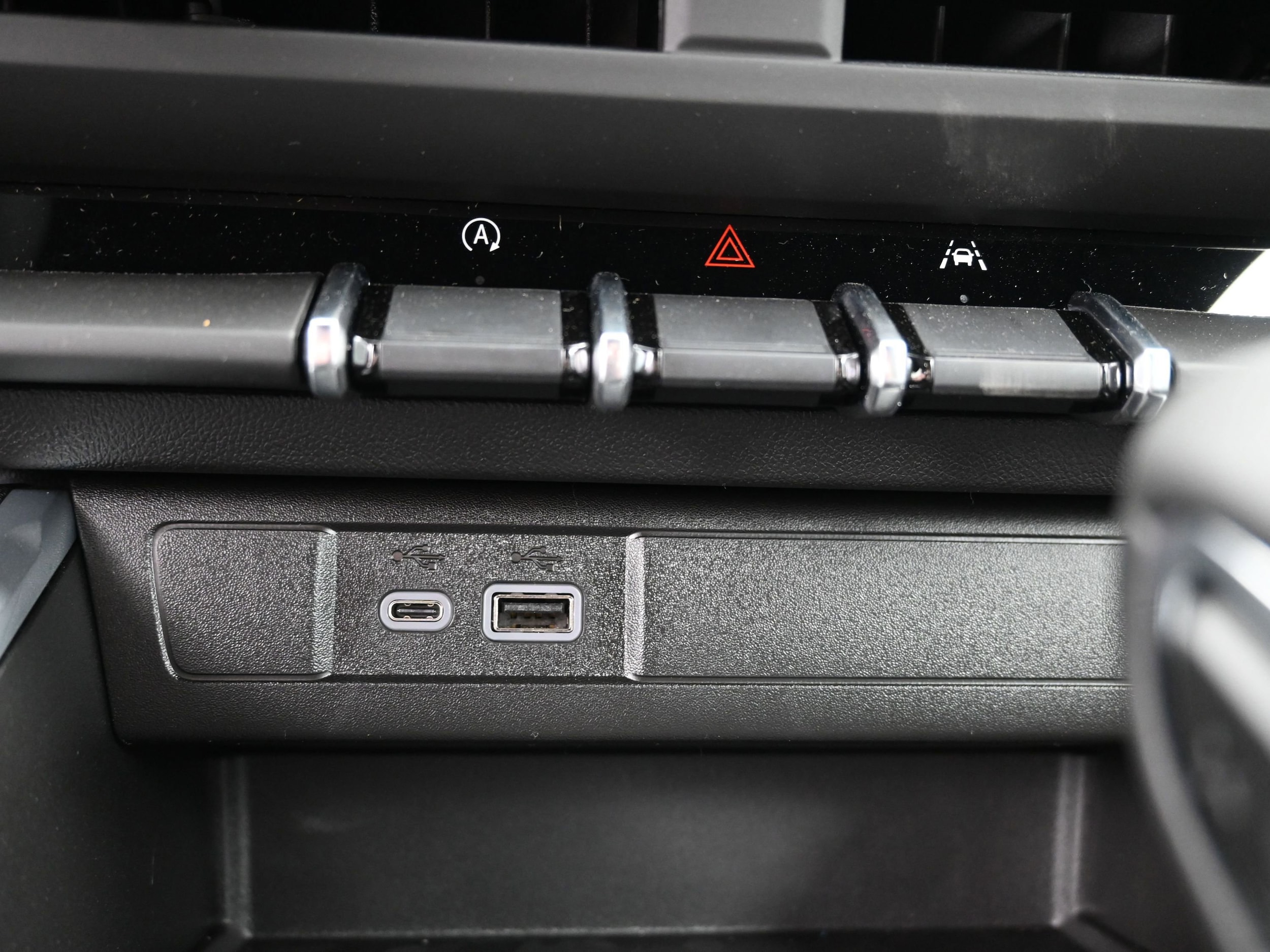 2026 Chevrolet Colorado LT - Photo 36