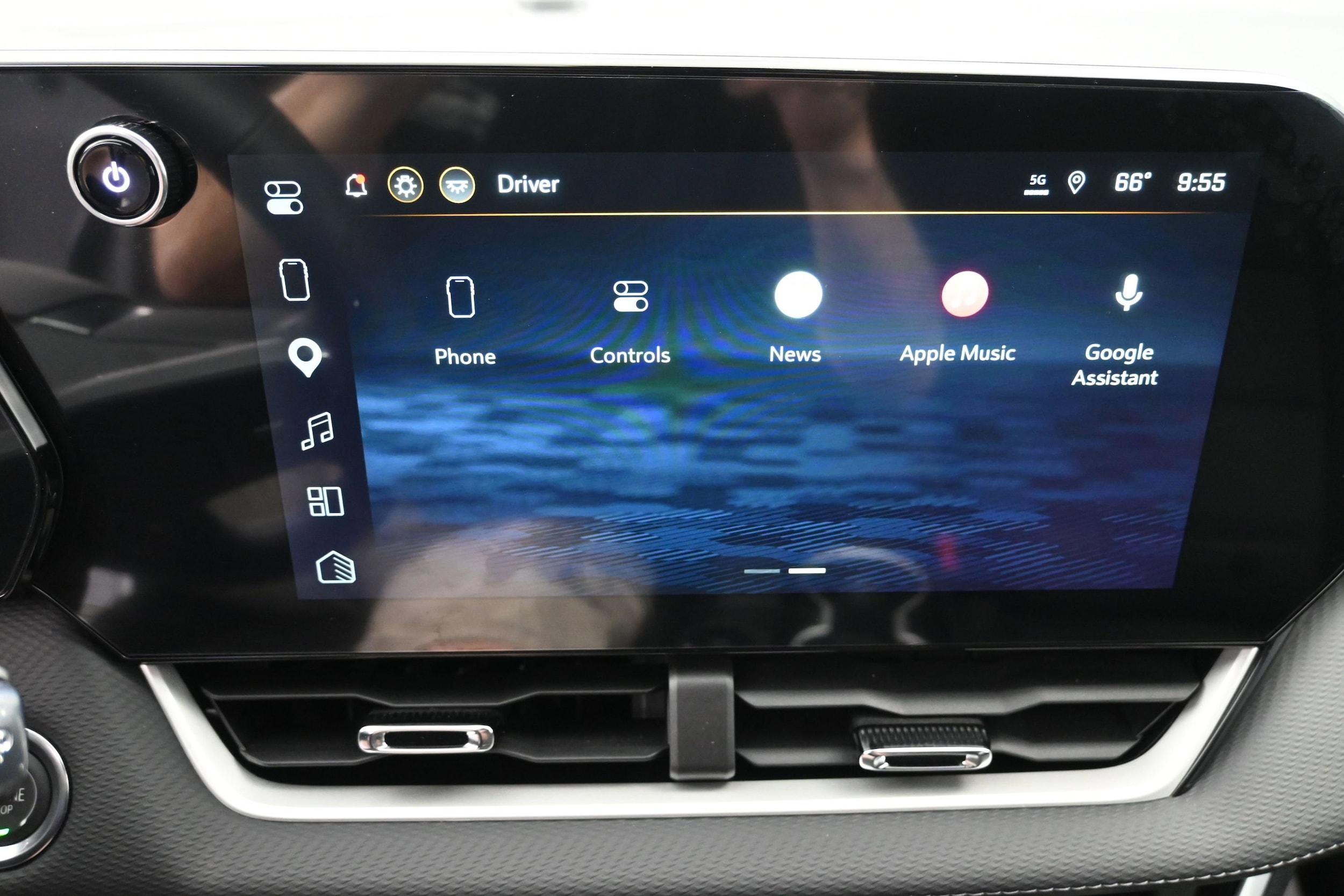 2026 Chevrolet Equinox LT - Photo 34